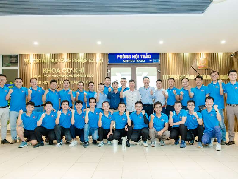 Cựu sinh viên lớp Cơ khí 1 - K4 về thăm lại khoa và nhà trường