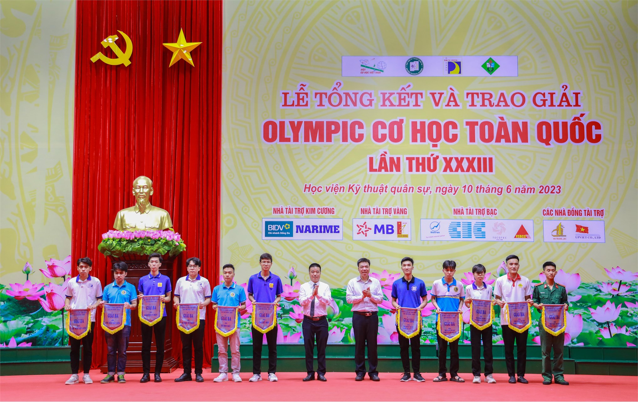 Sinh viên HaUI đạt thành tích cao tại Kỳ thi Olympic Cơ học toàn quốc lần thứ XXXIII