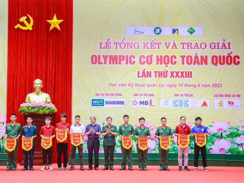 Sinh viên HaUI đạt thành tích cao tại Kỳ thi Olympic Cơ học toàn quốc lần thứ XXXIII