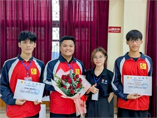 Sinh viên Hoàng Minh Hiếu – Lớp trưởng năng động, nhiệt huyết, đội trưởng đội robot DCN-SMAE cống hiến hết mình cho tuổi trẻ