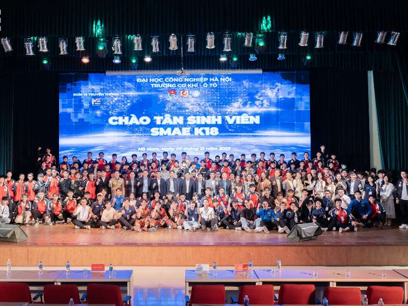 Ấn tượng chương trình “Chào tân sinh viên SMAE”