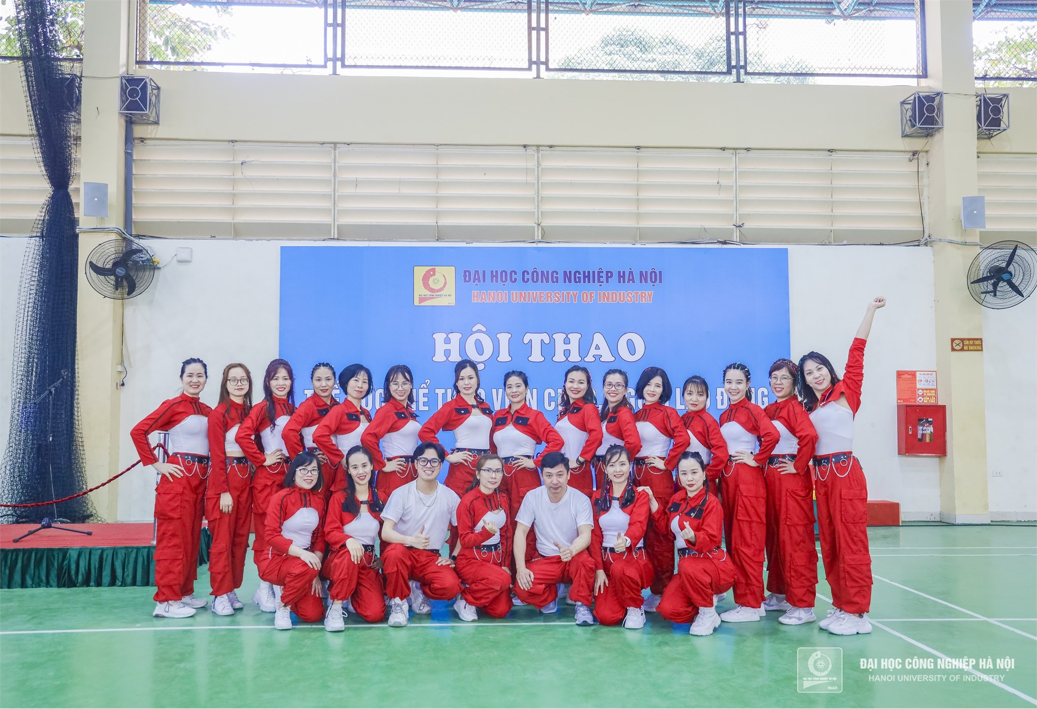 Liên quân 2 ( Trường Cơ khí – Ô tô, P. TCKT, TT Hỗ trợ sinh viên, TT Thông tin thư viện, TT Giáo dục quốc phòng an ninh) tích cực tham gia hội thao thể dục thể thao viên chức, người lao động năm 2024.