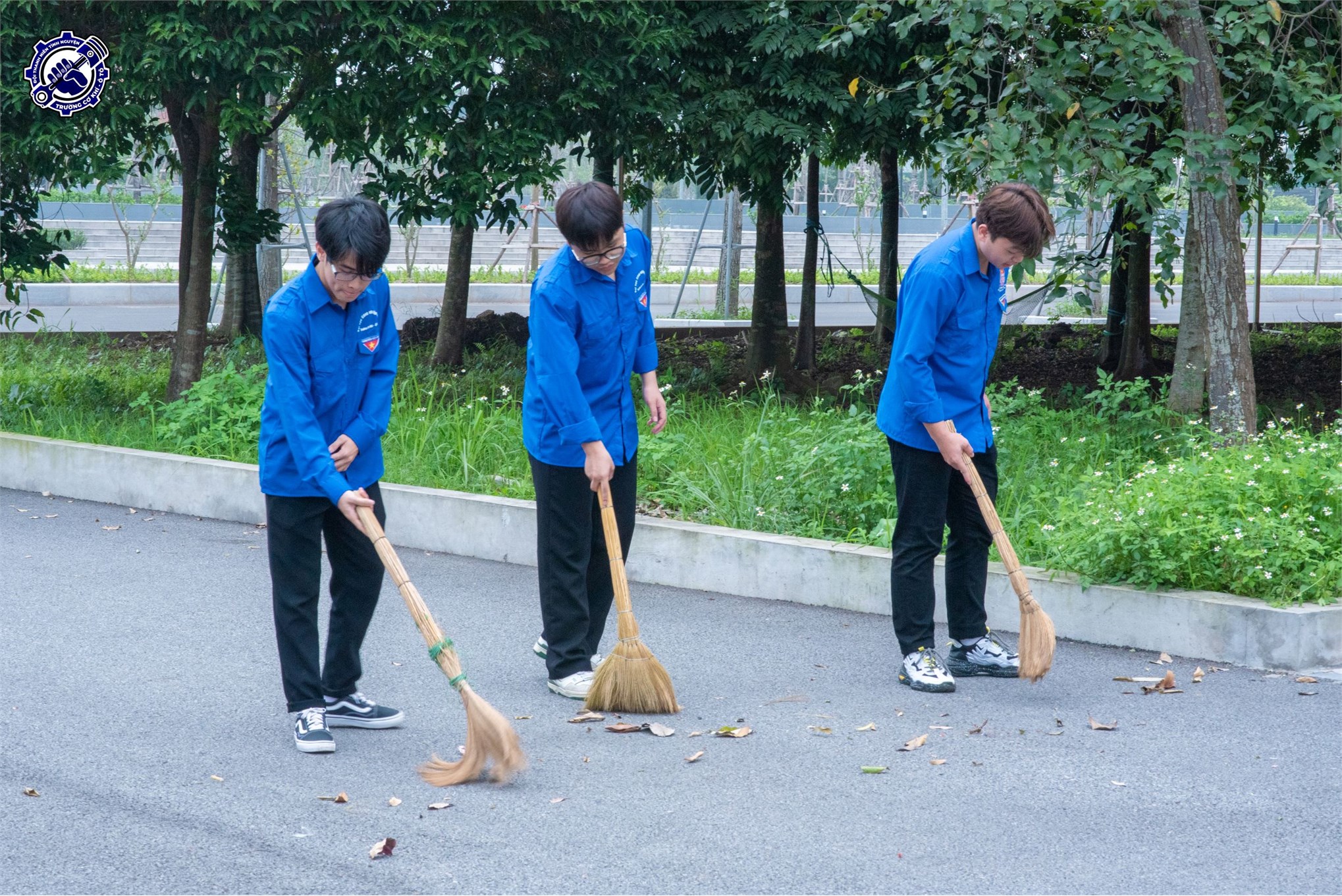 Trường Cơ khí – Ô tô ra quân 5S “Môi trường xanh – học tập tốt”