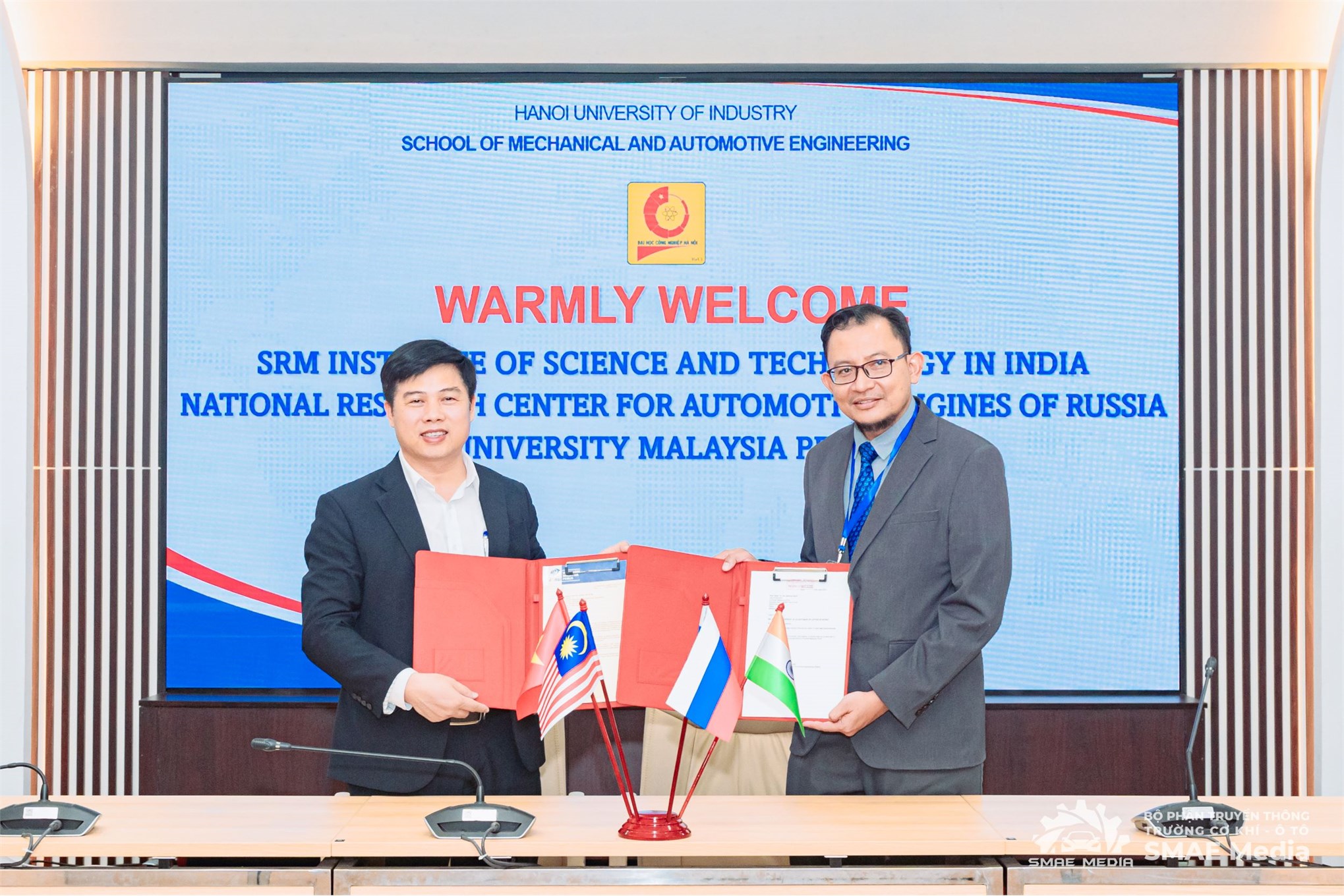 Trường Cơ khí – Ô tô, Đại học Công nghiệp Hà Nội đẩy mạnh hợp tác về đào tạo, khoa học công nghệ với các trường Đại học, Viện khoa học công nghệ của Liên Bang Nga, Ấn Độ và Malaysia.