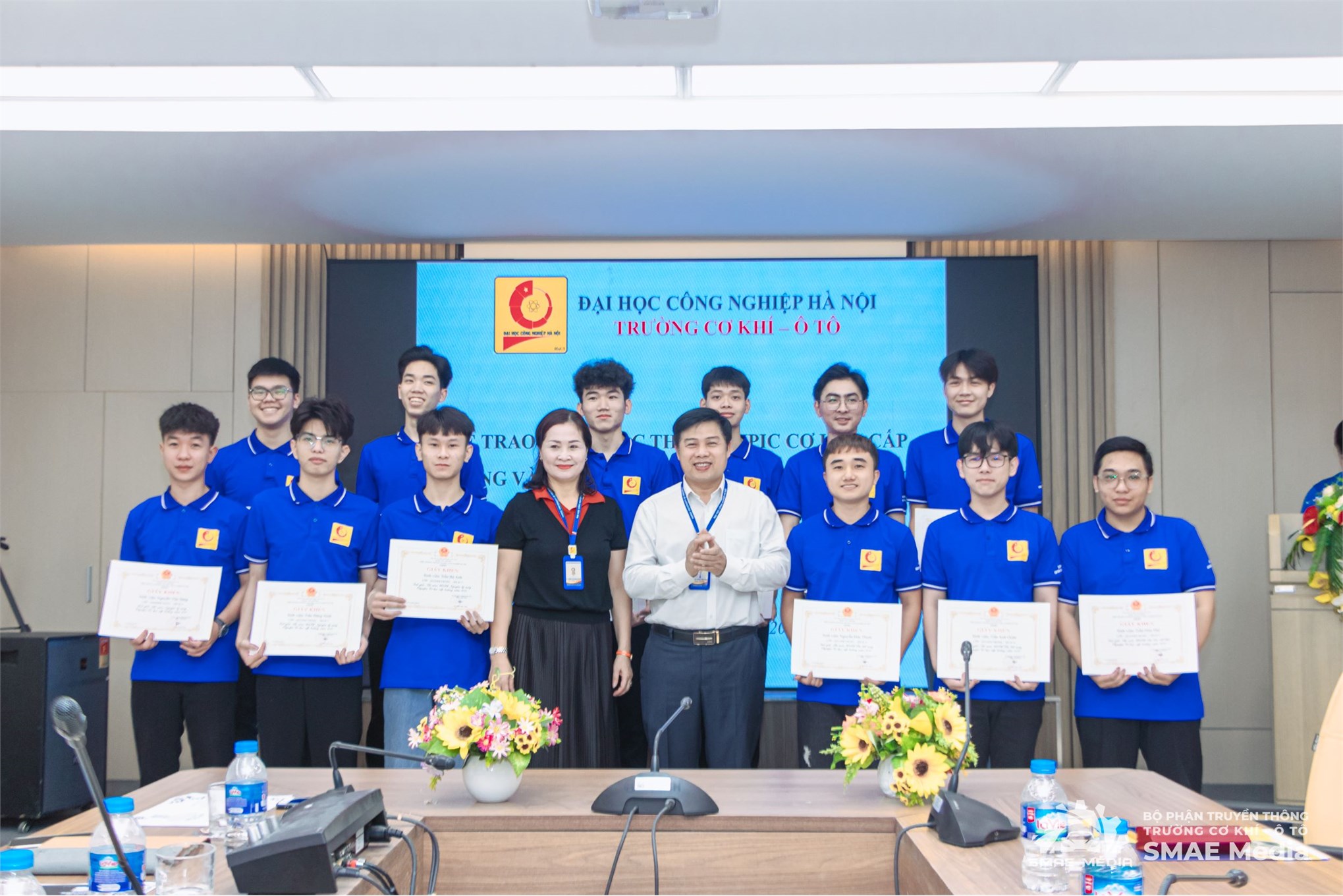 Gần 50 sinh viên Trường Cơ khí – Ô tô đạt giải tại cuộc thi Olympic Cơ học cấp trường năm 2024