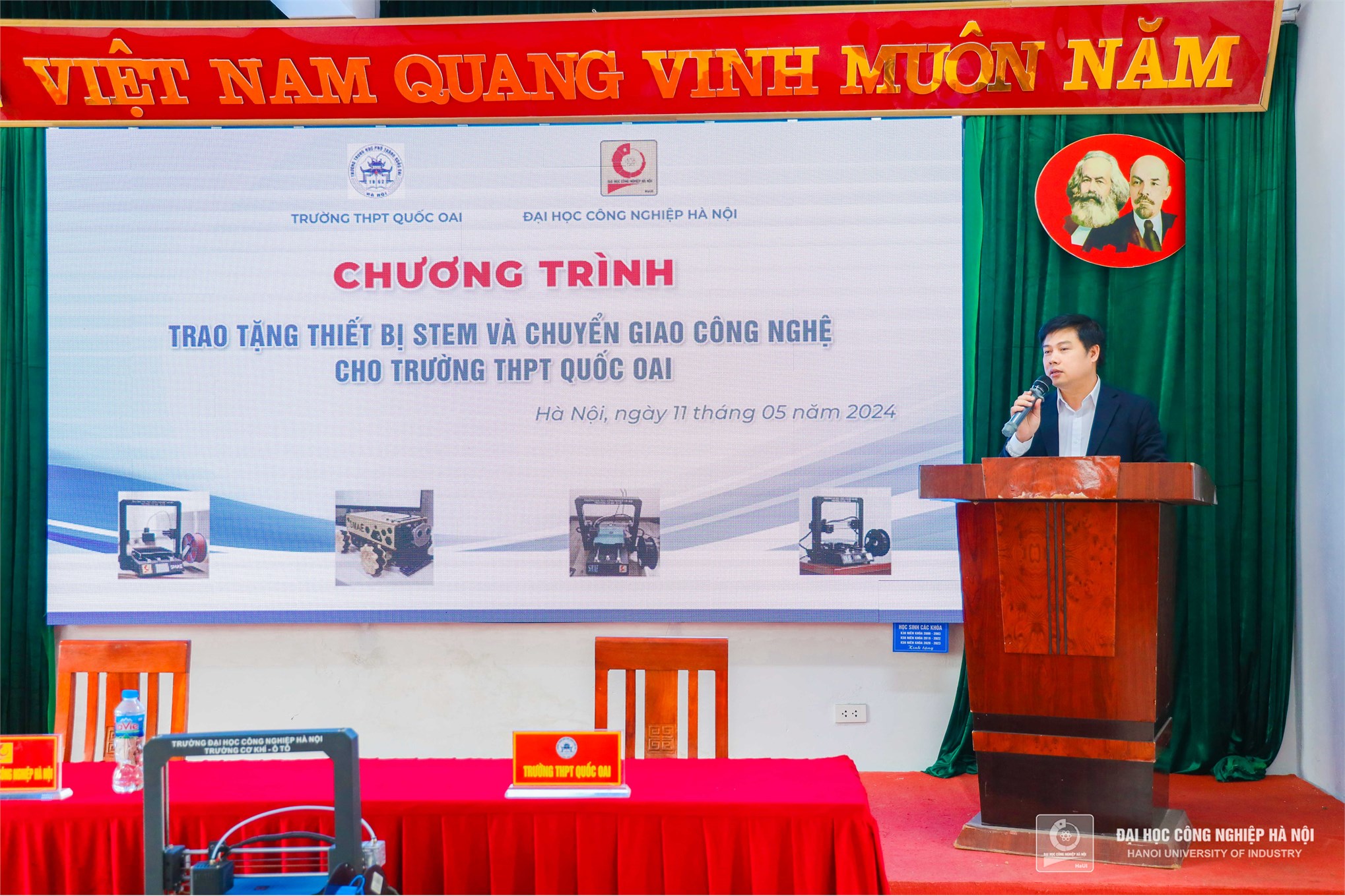 Trường Cơ khí – Ô tô, Đại học Công nghiệp Hà Nội mở rộng hoạt động kết nối giáo dục STEM với học sinh THPT Quốc Oai, Hà Nội