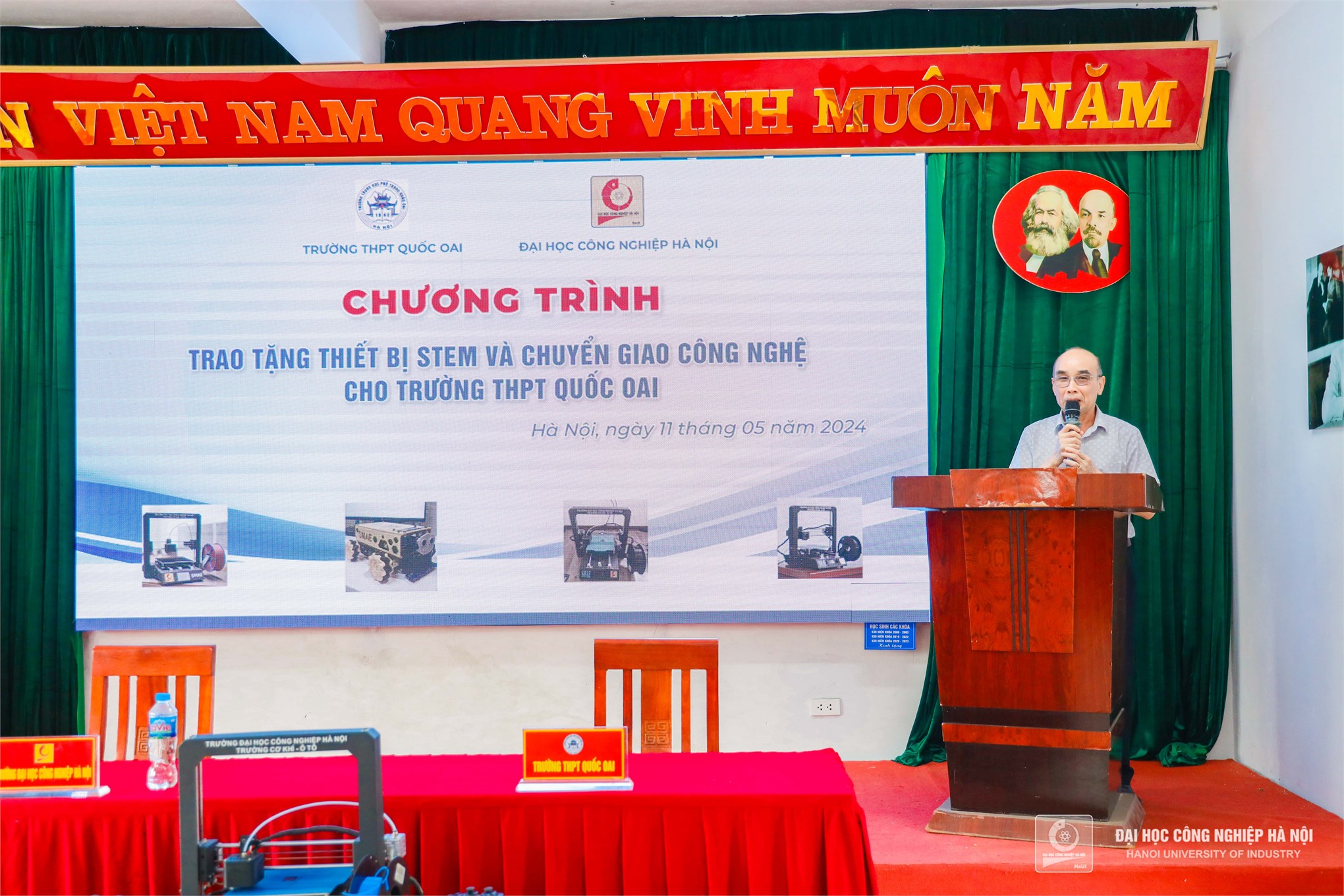 Trường Cơ khí – Ô tô, Đại học Công nghiệp Hà Nội mở rộng hoạt động kết nối giáo dục STEM với học sinh THPT Quốc Oai, Hà Nội