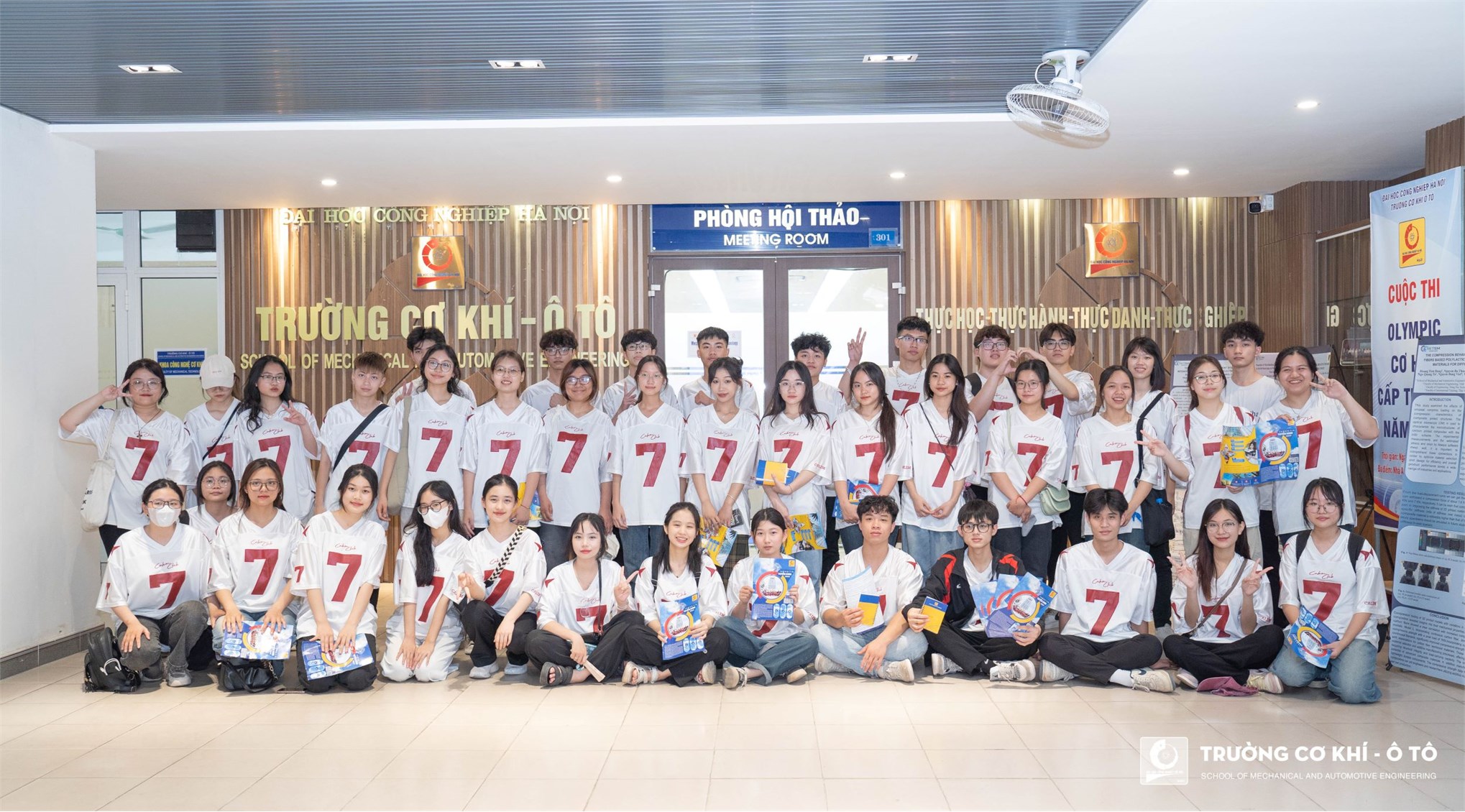 Vinh Yen High School Students Excited to Visit and Experience SMAE