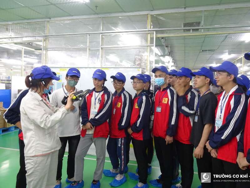 Những trải nghiệm trên hành trình hướng nghiệp của sinh viên Trường Cơ khí – Ô tô