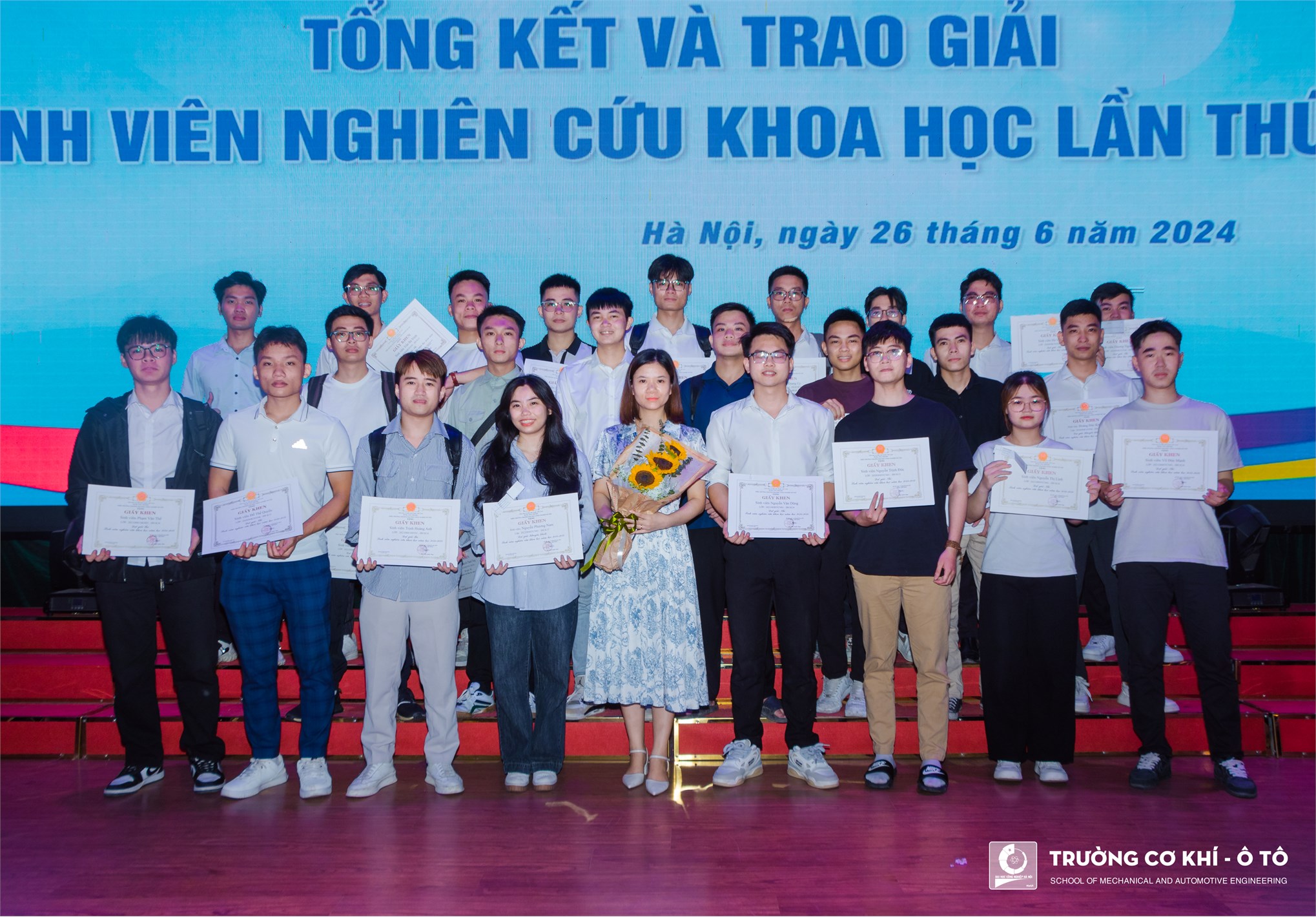 Sinh viên Trường Cơ khí – Ô tô đạt thành tích cao tại Hội nghị sinh viên nghiên cứu khoa học lần thứ XV