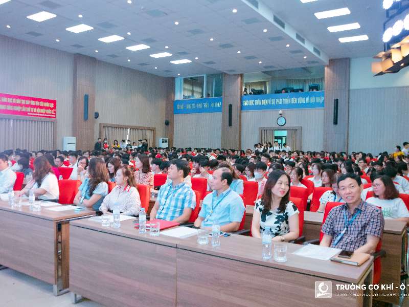 Sinh viên Trường Cơ khí – Ô tô đạt thành tích cao tại Hội nghị sinh viên nghiên cứu khoa học lần thứ XV