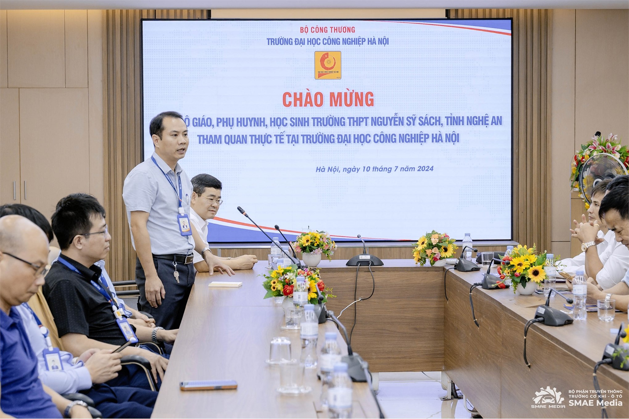 Khám phá môi trường học tập tại Trường Cơ khí – Ô tô: Tham quan trải nghiệm cùng với học sinh Trường THPT Nguyễn Sỹ Sách