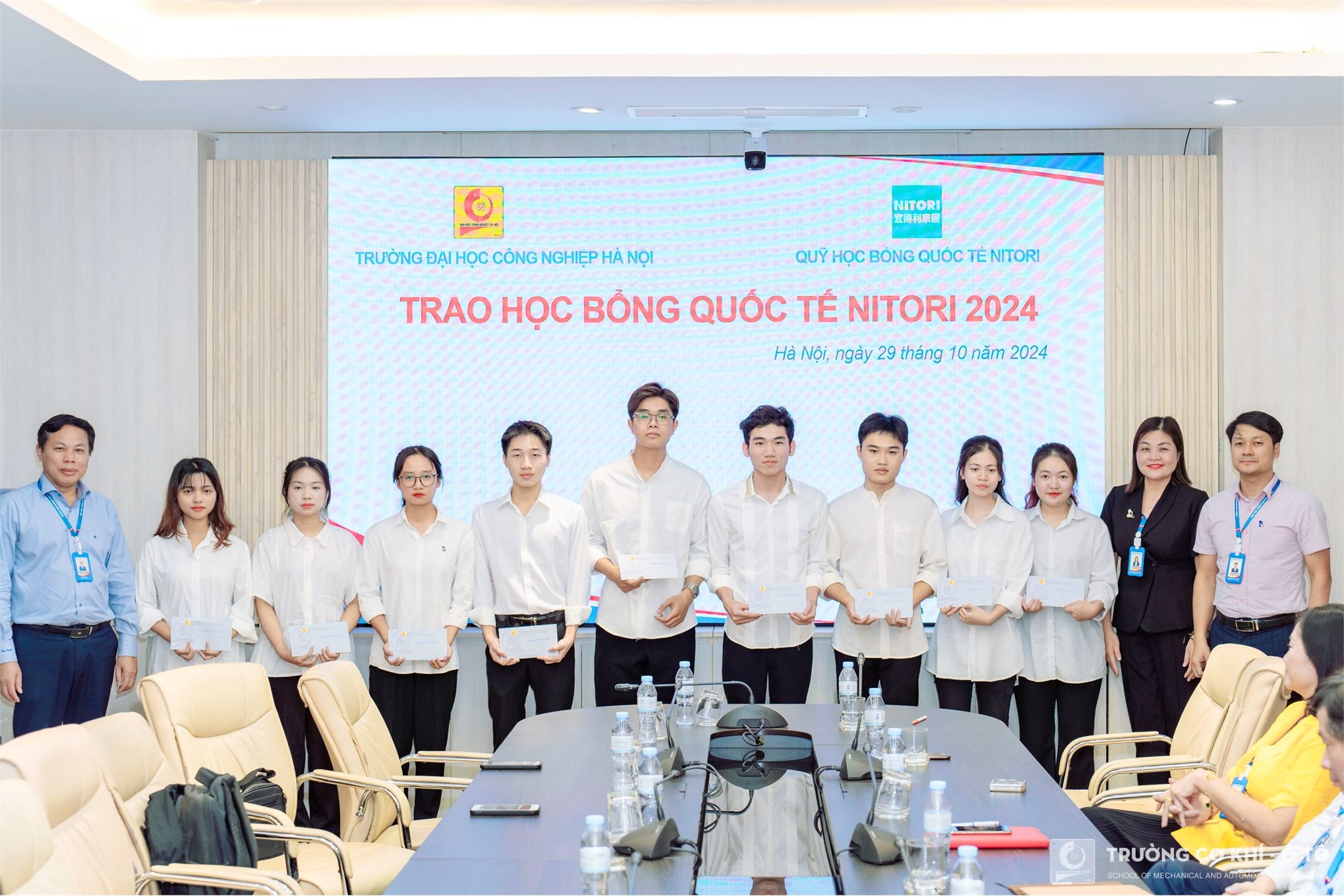 Sinh viên Trường Cơ Khí - Ô tô tỏa sáng với học bổng Nitori năm học 2024-2025