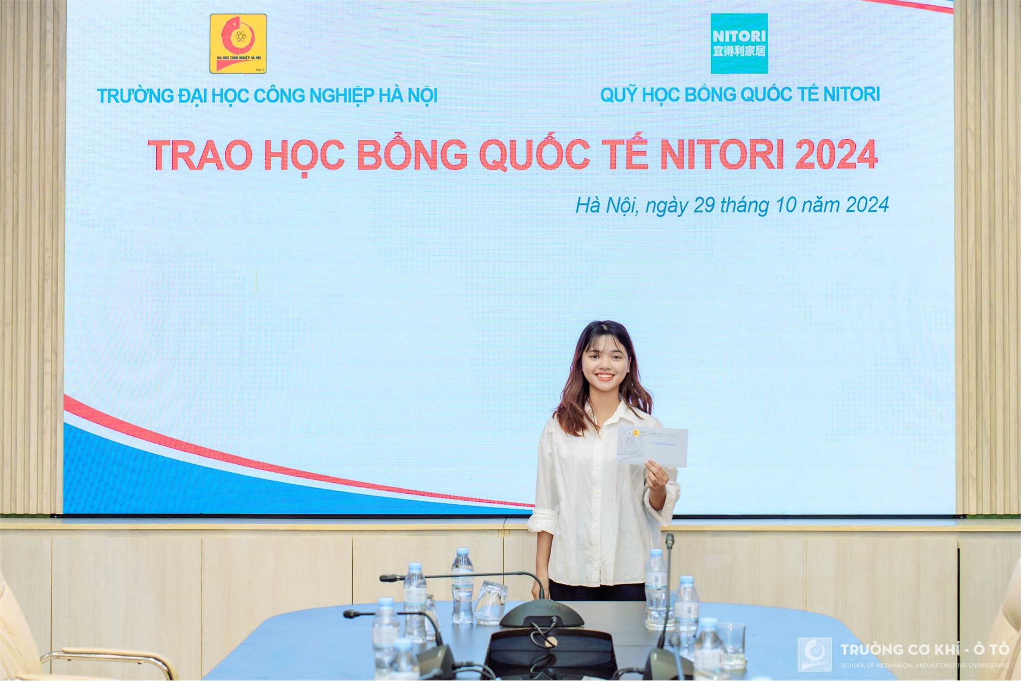 Sinh viên Trường Cơ Khí - Ô tô tỏa sáng với học bổng Nitori năm học 2024-2025