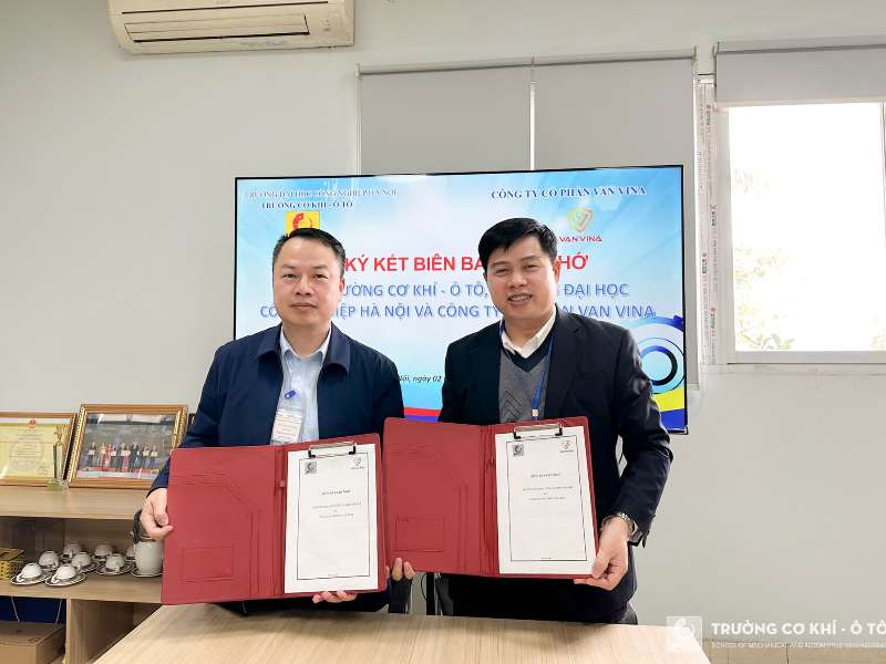 Hợp tác cùng phát triển giữa Trường Cơ khí - Ô tô và Công ty cổ phần Van Vina