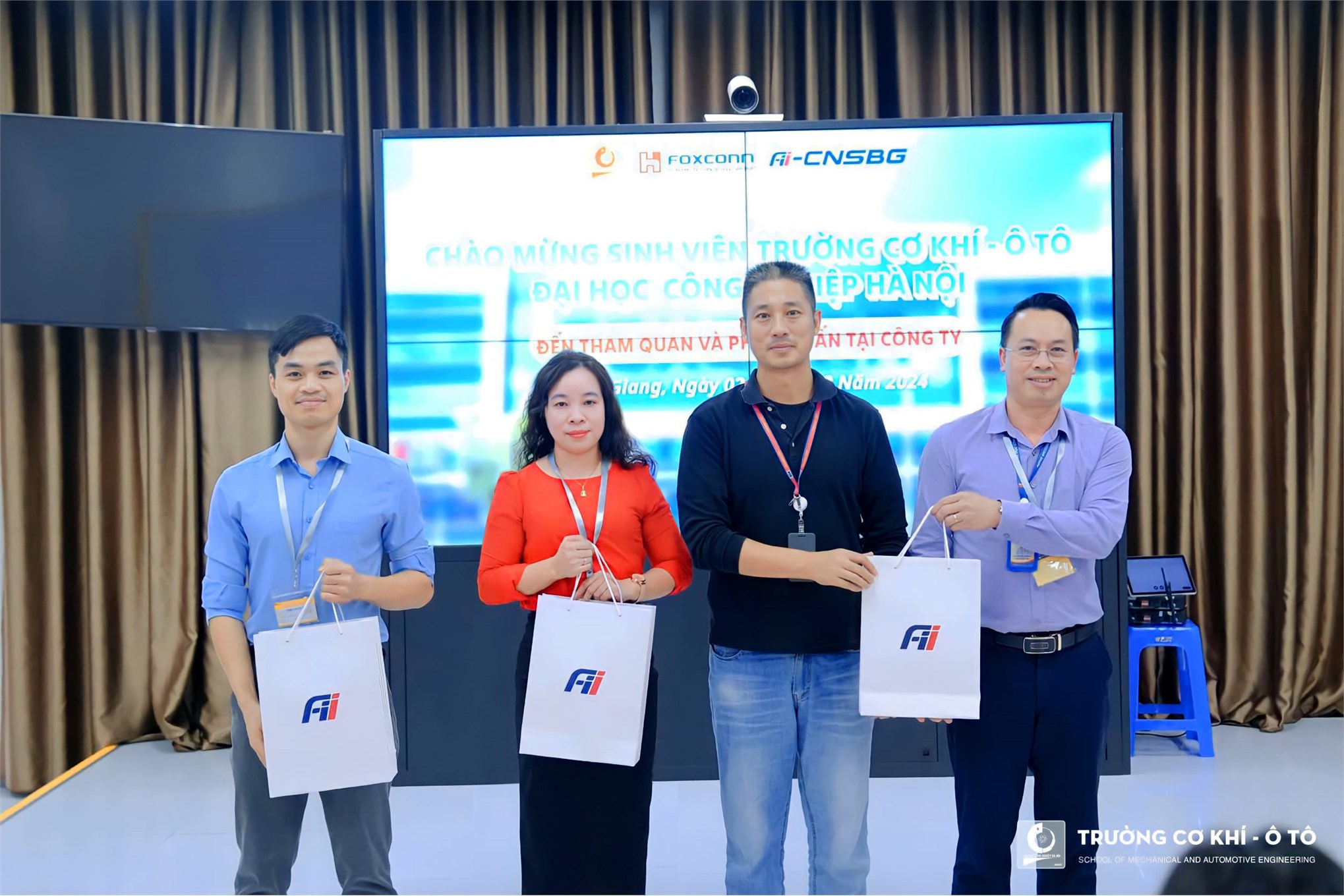 Tập đoàn Foxconn rộng mở cánh cửa chào đón những cử nhân, kỹ sư tương lai từ Trường Cơ khí – Ô tô