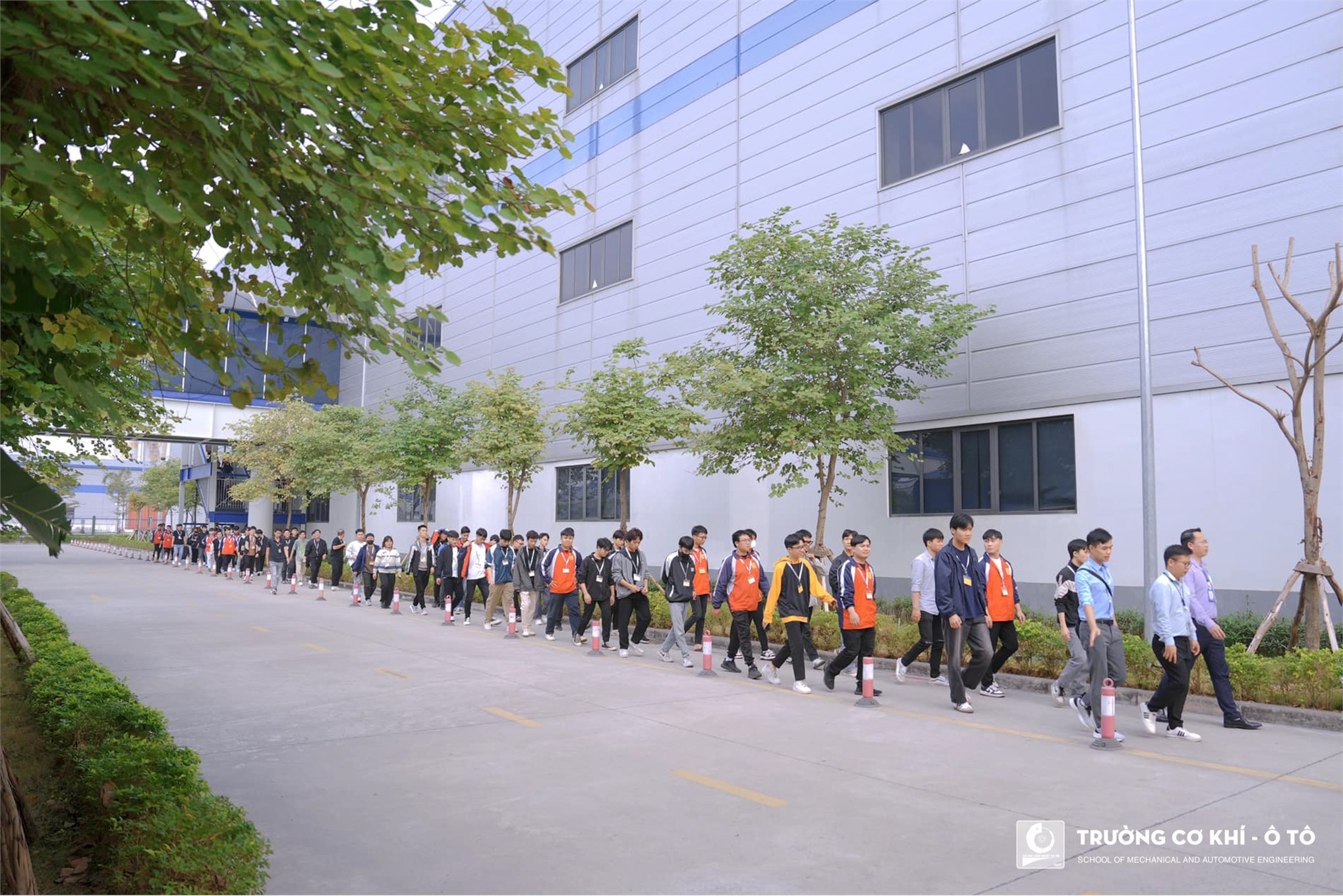 Hon Hai Precision Industry Co., Ltd warmly welcomes future graduates and engineers from the School of Mechanical and Automotive Engineering