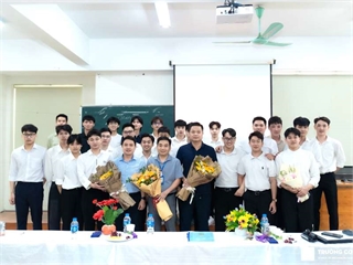 Chương trình đào tạo Công nghệ kỹ thuật khuôn mẫu: Sinh viên bảo vệ đồ án tốt nghiệp sớm, doanh nghiệp trải thảm đỏ ngay từ khi ngồi trên ghế Nhà trường