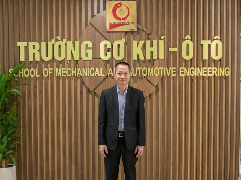 Cựu sinh viên Bùi Văn Thư từ chàng trai đam mê Cơ khí đến Tổng giám đốc công ty đúc áp lực nhôm
