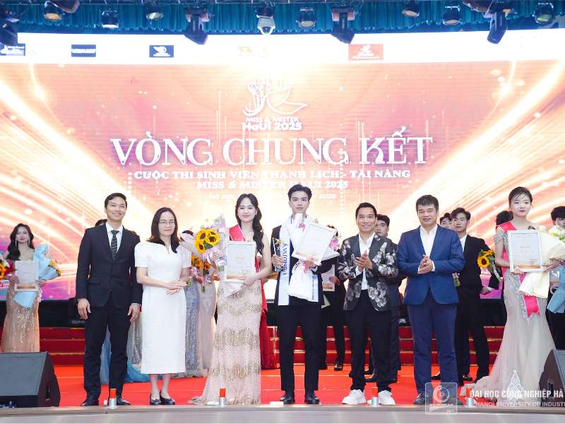 Khí chất và tài năng: Tạ Việt Hưng và Nguyễn Phương Anh, Trường Cơ khí – Ô tô tỏa sáng tại "Miss & Mister HaUI 2025"