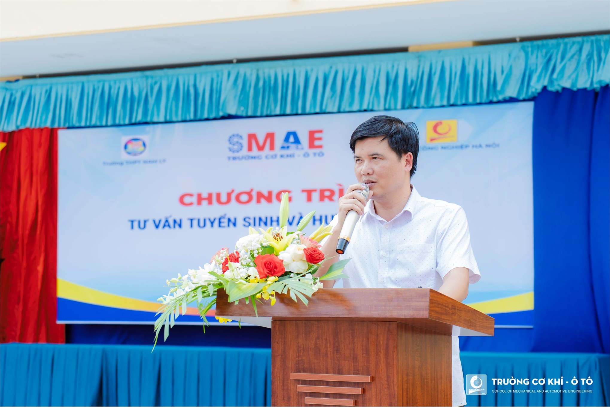 School of Mechanical and Automotive Engineering, Hanoi University of Industry: Nurturing scientific and technological passions for students of Nam Ly High School, Ha Nam