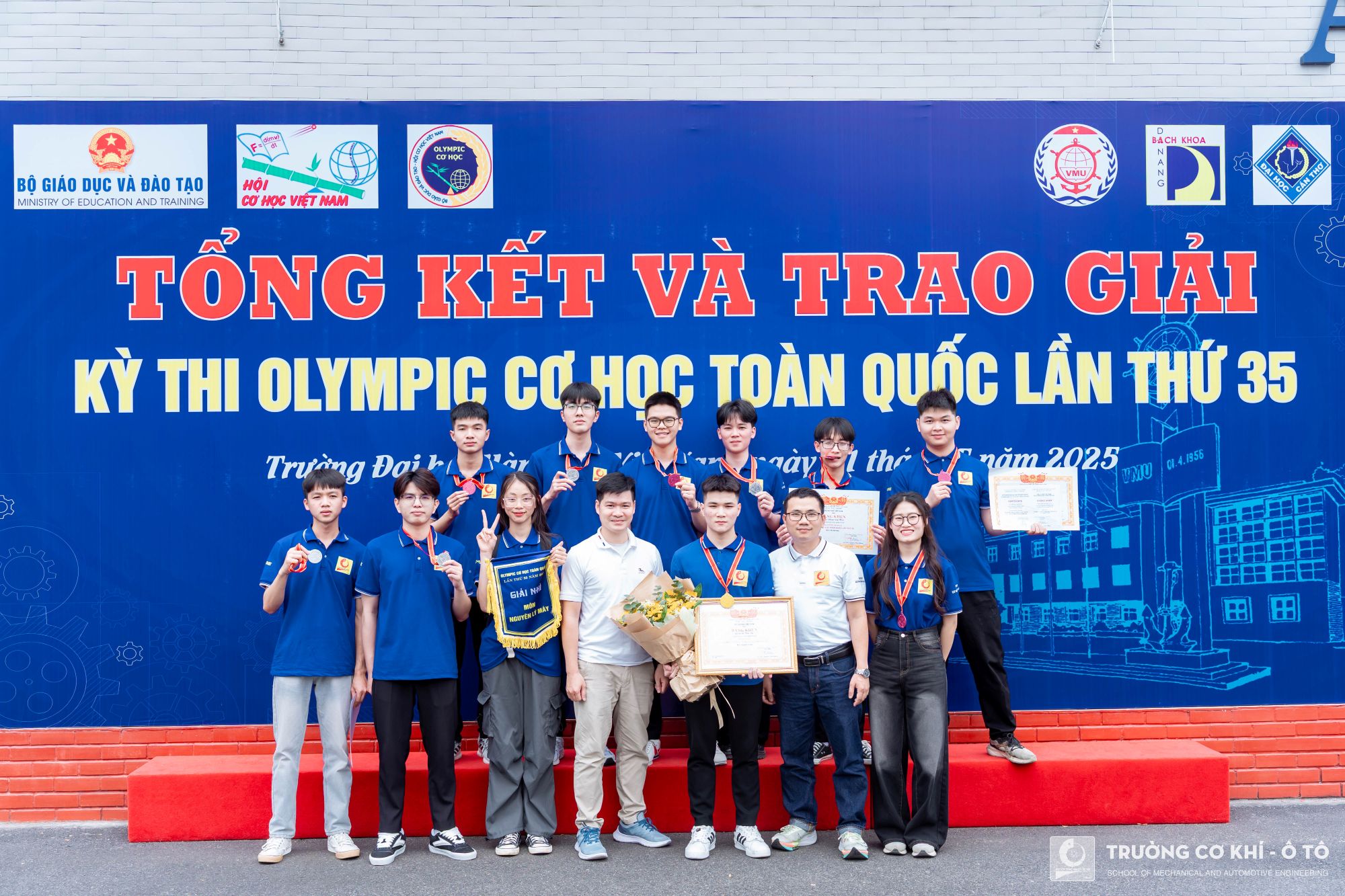 Trường Cơ khí - Ô tô giành 26 giải cá nhân, 1 giải đồng đội tại Olympic Cơ học toàn quốc lần thứ 35