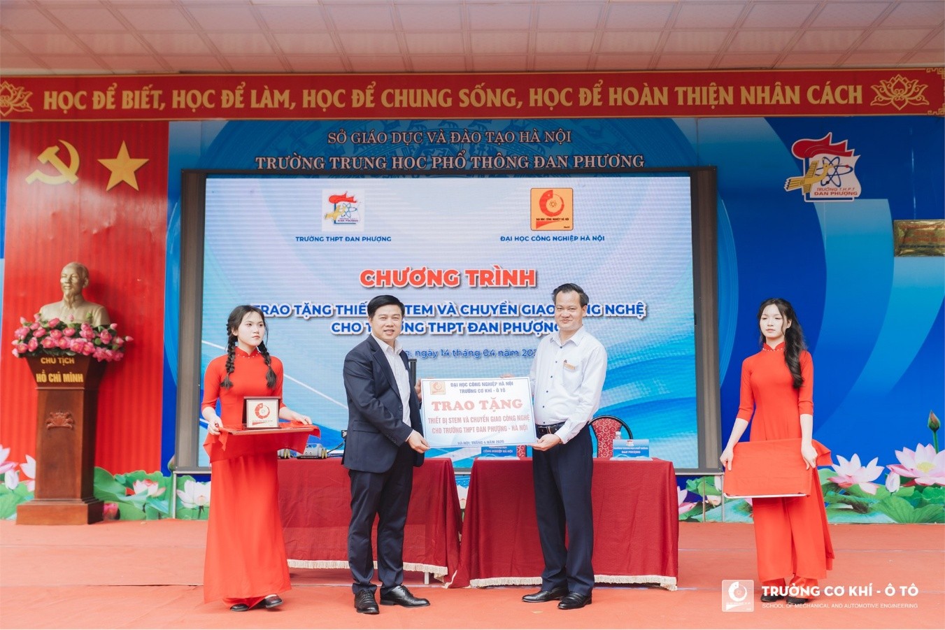 Hoạt động khoa học công nghệ tại Trường Cơ khí – Ô tô: Hành trình đổi mới sáng tạo vì sự phát triển bền vững