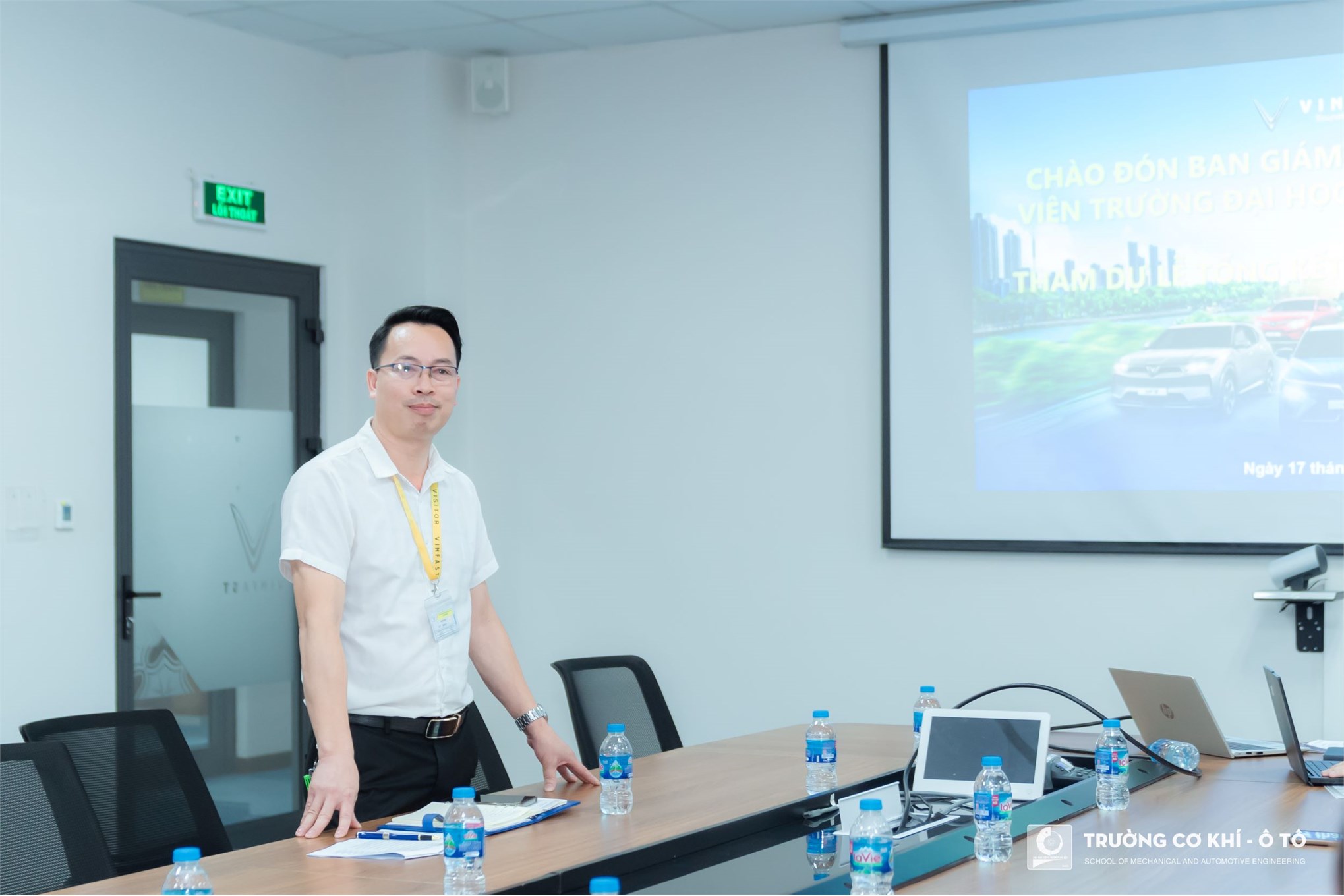 Chuyến tham quan thực tế VinFast: Tổng kết thực tập, Trao cơ hội nghề nghiệp và Đẩy mạnh hợp tác đào tạo