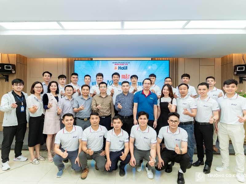 Alumni of Class CK4-K6, School of Mechanical and Automotive Engineering – 10 years of return