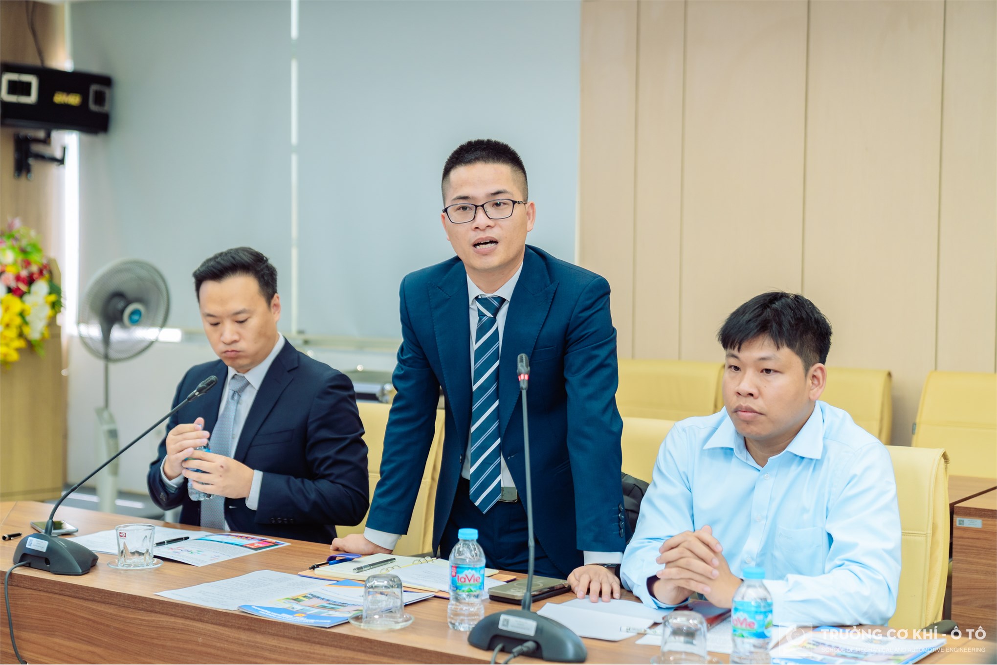 Trường Cơ khí – Ô tô ký biên bản thỏa thuận hợp tác với công ty TNHH Beijing Jingdiao Group Việt Nam