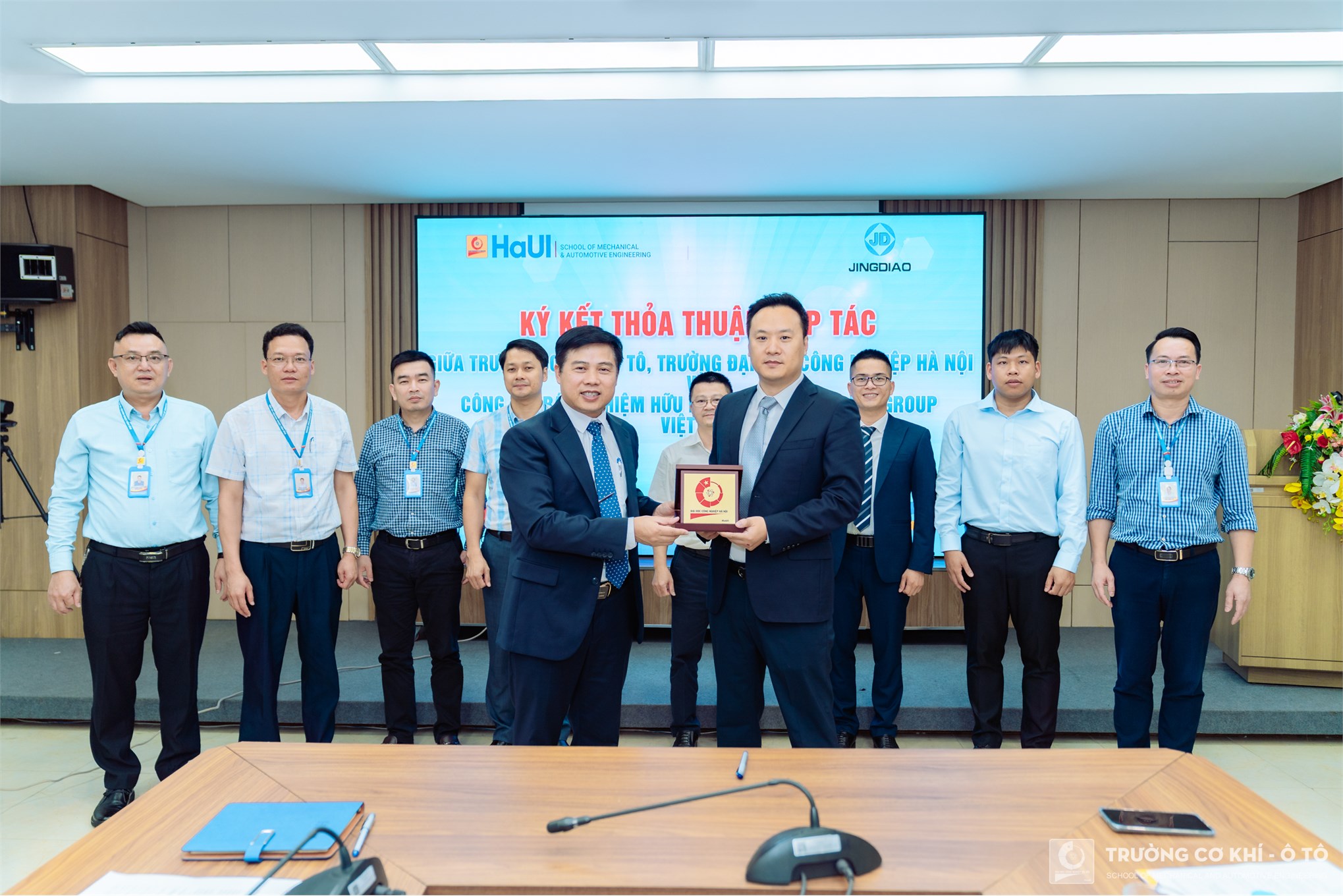 Dấu ấn hợp tác: Trường Cơ khí – Ô tô và Beijing Jingdiao chung tay nâng tầm đào tạo kỹ thuật cao
