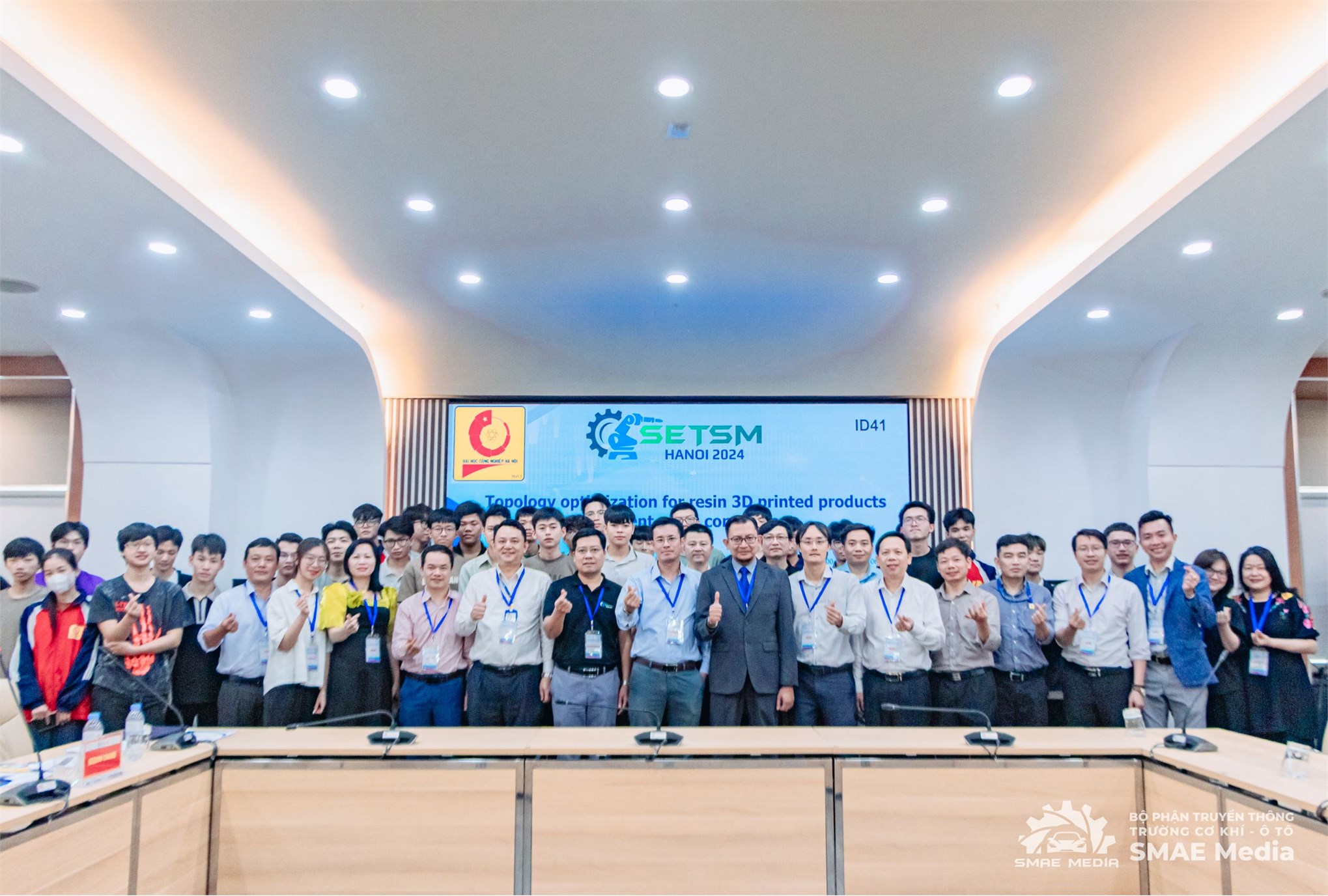 Expanded Career Opportunities with English-Taught Programs: Mechanical Engineering Technology and Automotive Engineering Technology at the School of Mechanical and Automotive Engineering, Hanoi University of Industry (HaUI).