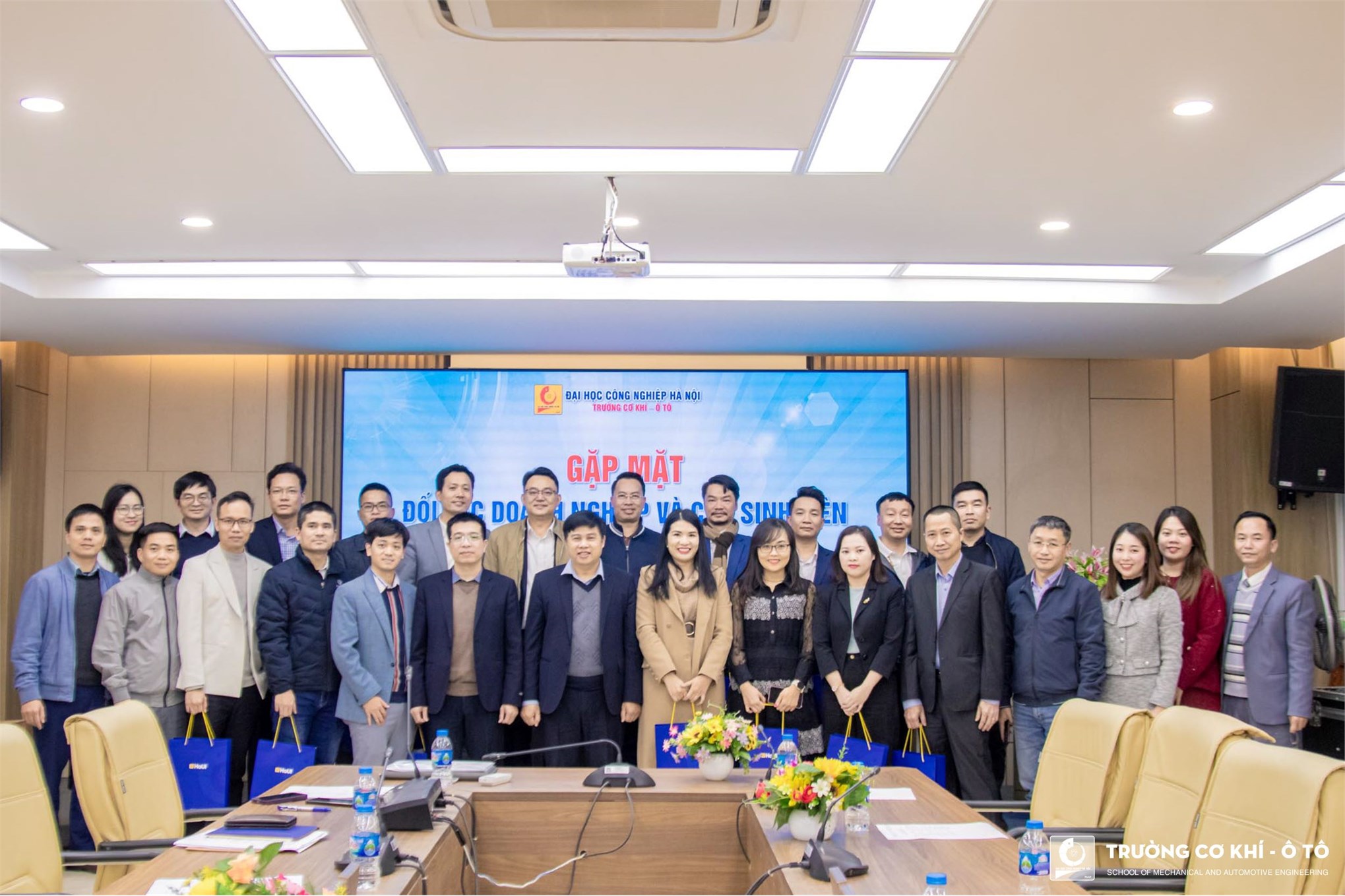 Cựu sinh viên Nguyễn Xuân Thành - Giám đốc kỹ thuật thị trường Công ty TNHH Beijing JingDiao Group Việt Nam
