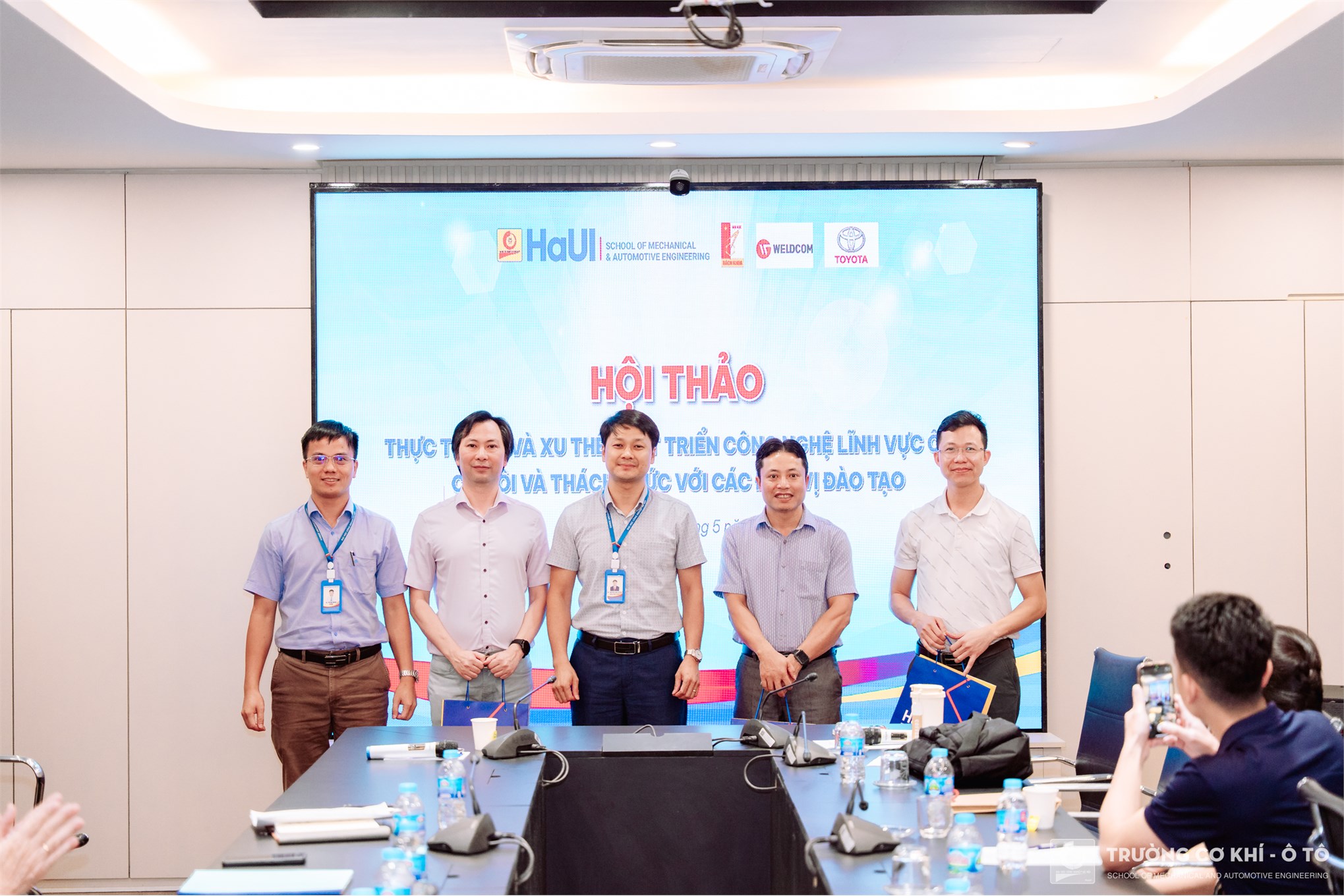 Hội thảo: Thực trạng và xu thế phát triển công nghệ lĩnh vực Ô tô - cơ hội và thách thức đối với các đơn vị đào tạo