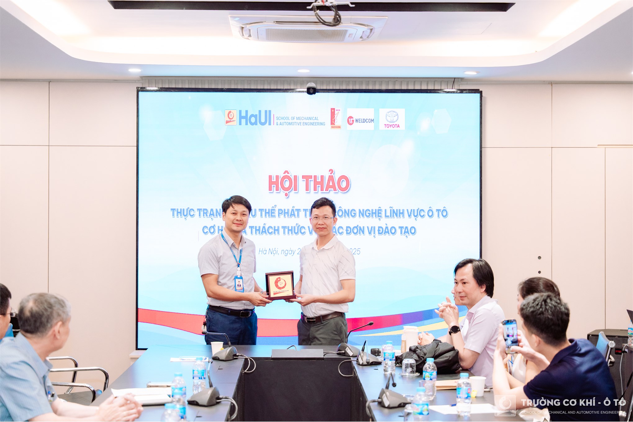 Hội thảo: Thực trạng và xu thế phát triển công nghệ lĩnh vực Ô tô - cơ hội và thách thức đối với các đơn vị đào tạo