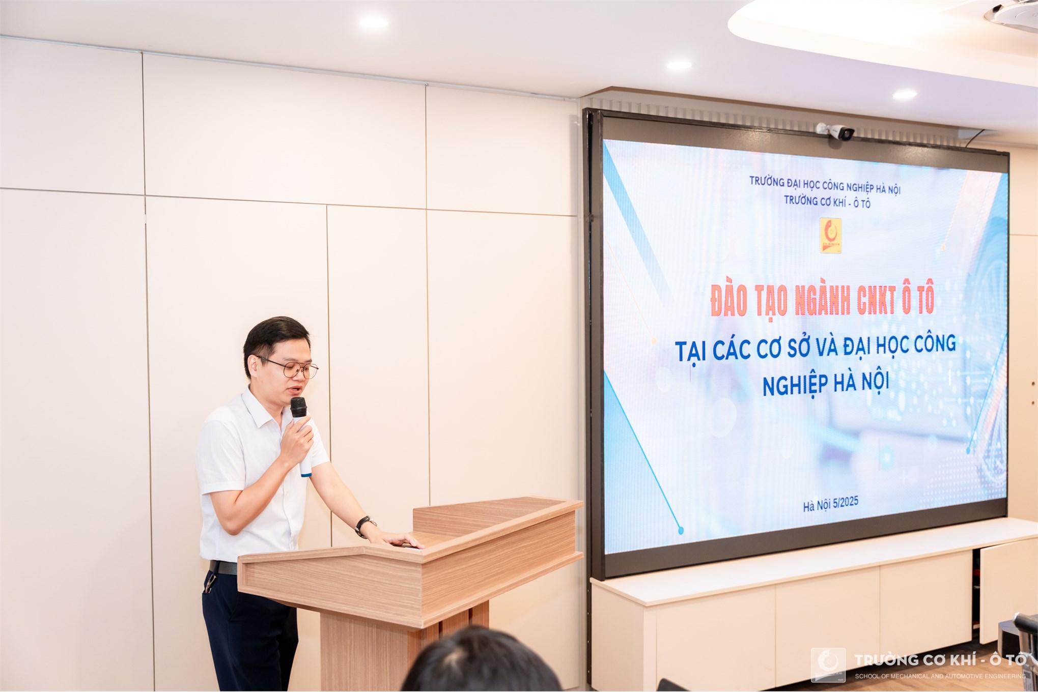 Hội thảo: Thực trạng và xu thế phát triển công nghệ lĩnh vực Ô tô - cơ hội và thách thức đối với các đơn vị đào tạo