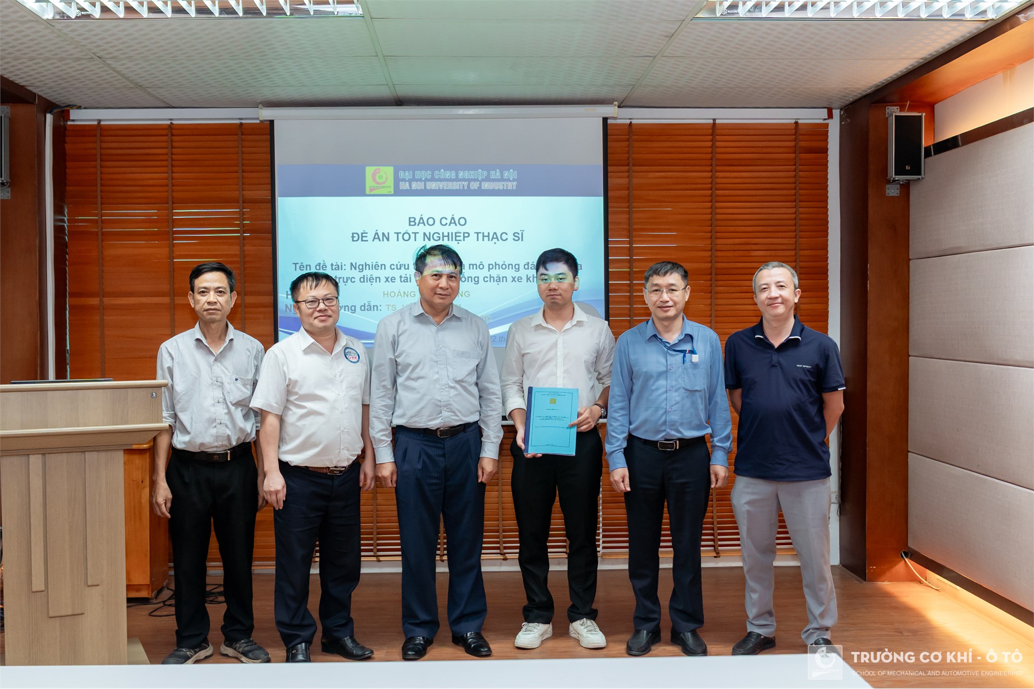 Bảo vệ đề án tốt nghiệp Thạc sĩ Khóa 13 đợt 1 ngành Kỹ thuật Cơ khí động lực - Trường Cơ khí - Ô tô