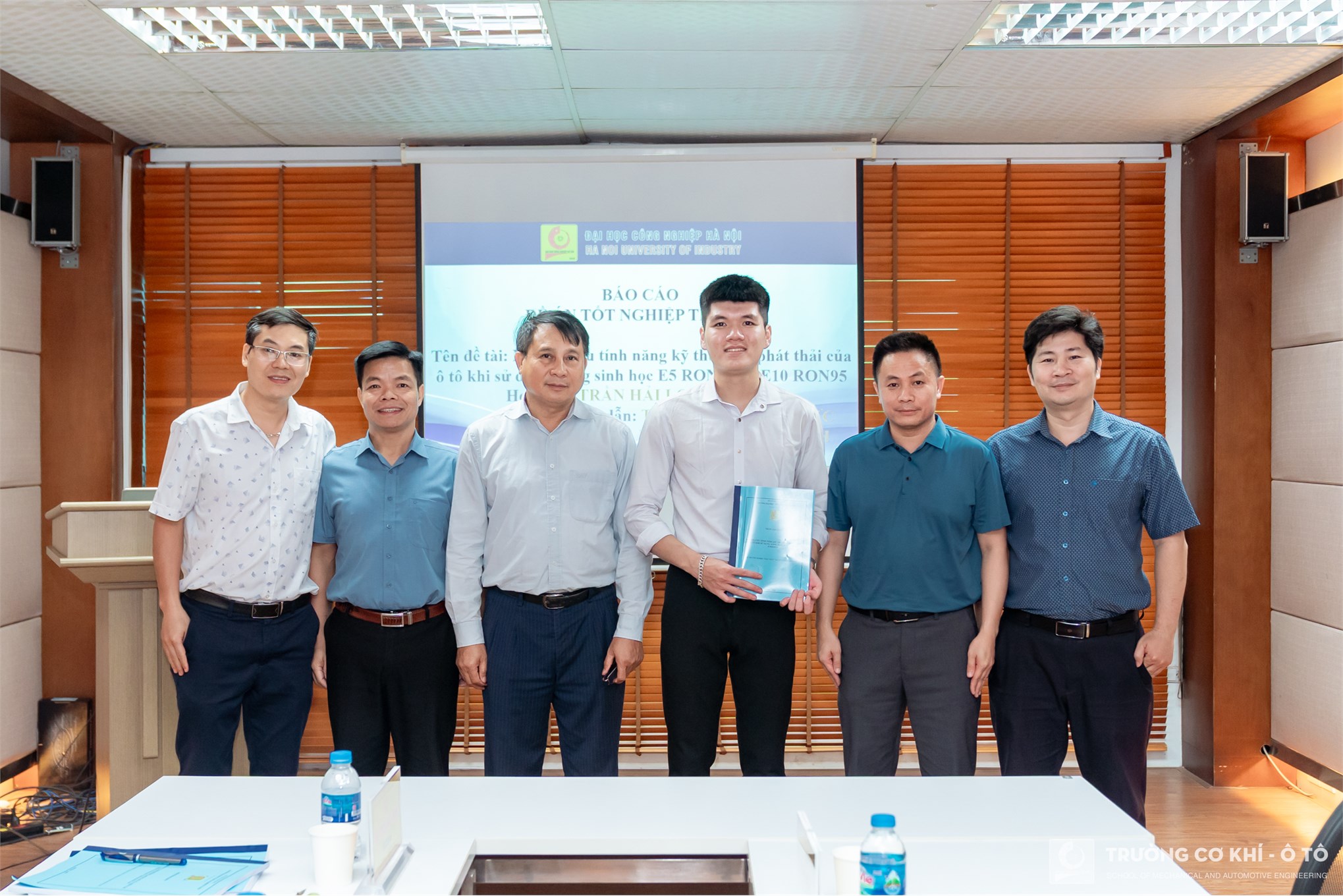 Bảo vệ đề án tốt nghiệp Thạc sĩ Khóa 13 đợt 1 ngành Kỹ thuật Cơ khí động lực - Trường Cơ khí - Ô tô