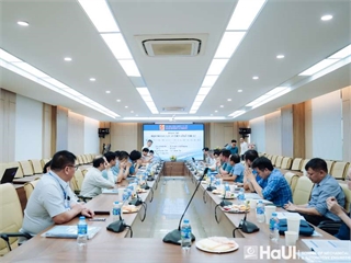 Hội thảo luận án tiến sĩ cho nghiên cứu sinh Ngô Quang Tạo chuyên ngành Kỹ thuật Cơ khí động lực, Trường Cơ khí - Ô tô