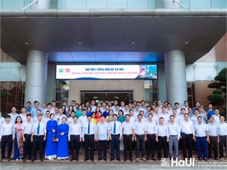 Hội nghị viên chức, người lao động Trường Cơ khí – Ô tô: đổi mới sáng tạo trong thời đại công nghiệp 4.0