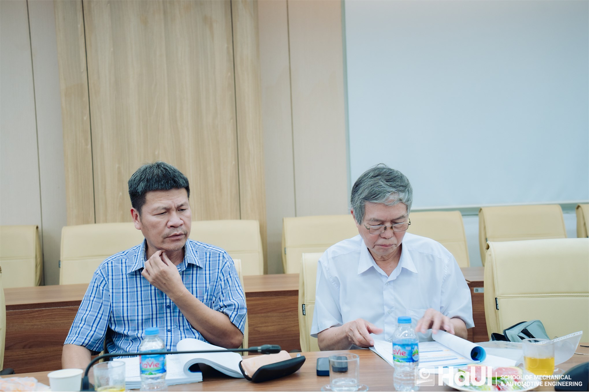 Hội thảo luận án tiến sĩ cho nghiên cứu sinh Ngô Quang Tạo chuyên ngành Kỹ thuật Cơ khí động lực, Trường Cơ khí - Ô tô