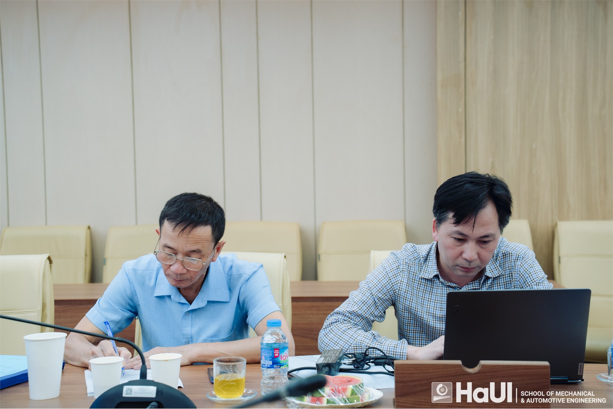 Hội thảo luận án tiến sĩ cho nghiên cứu sinh Ngô Quang Tạo chuyên ngành Kỹ thuật Cơ khí động lực, Trường Cơ khí - Ô tô