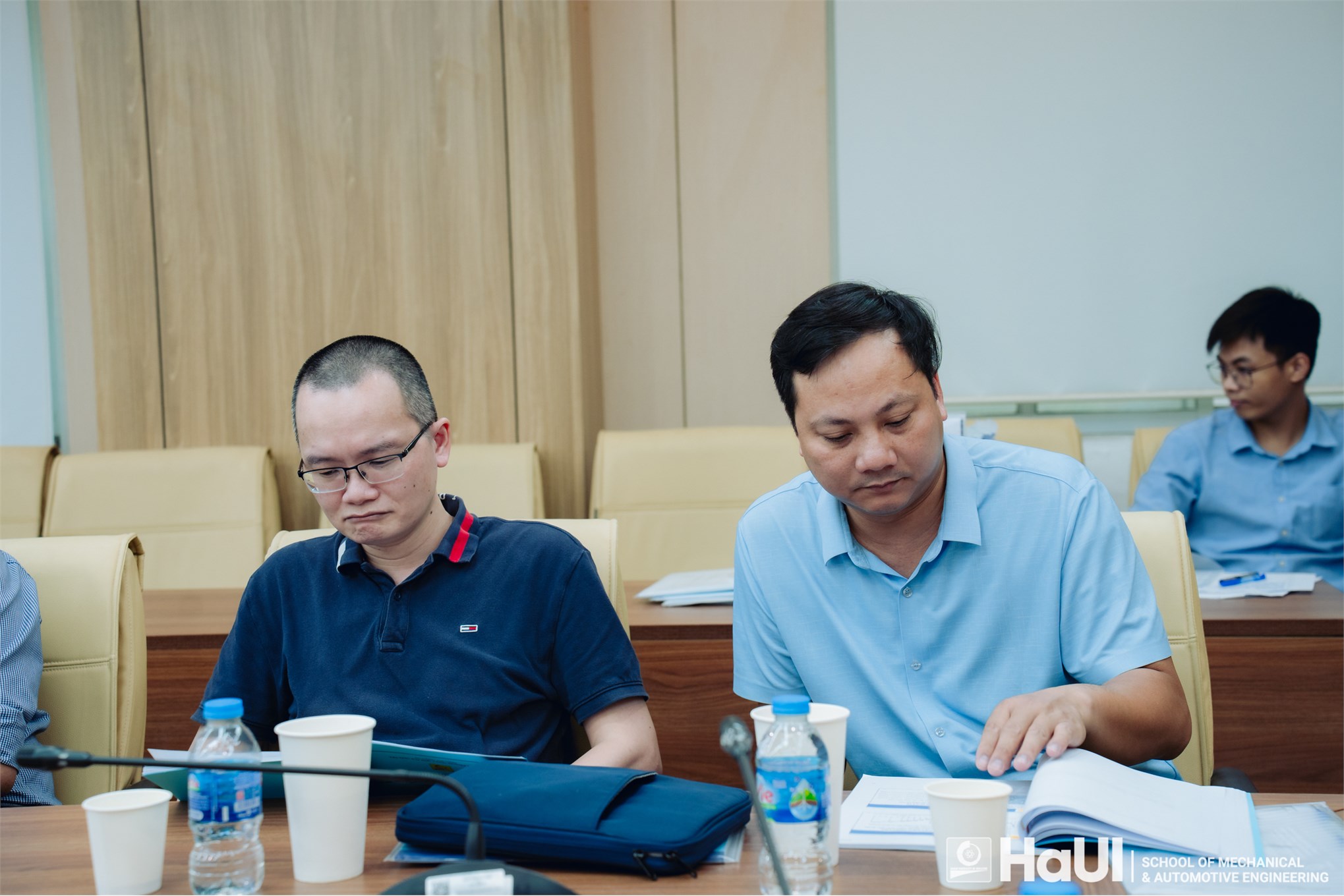 Hội thảo luận án tiến sĩ cho nghiên cứu sinh Ngô Quang Tạo chuyên ngành Kỹ thuật Cơ khí động lực, Trường Cơ khí - Ô tô
