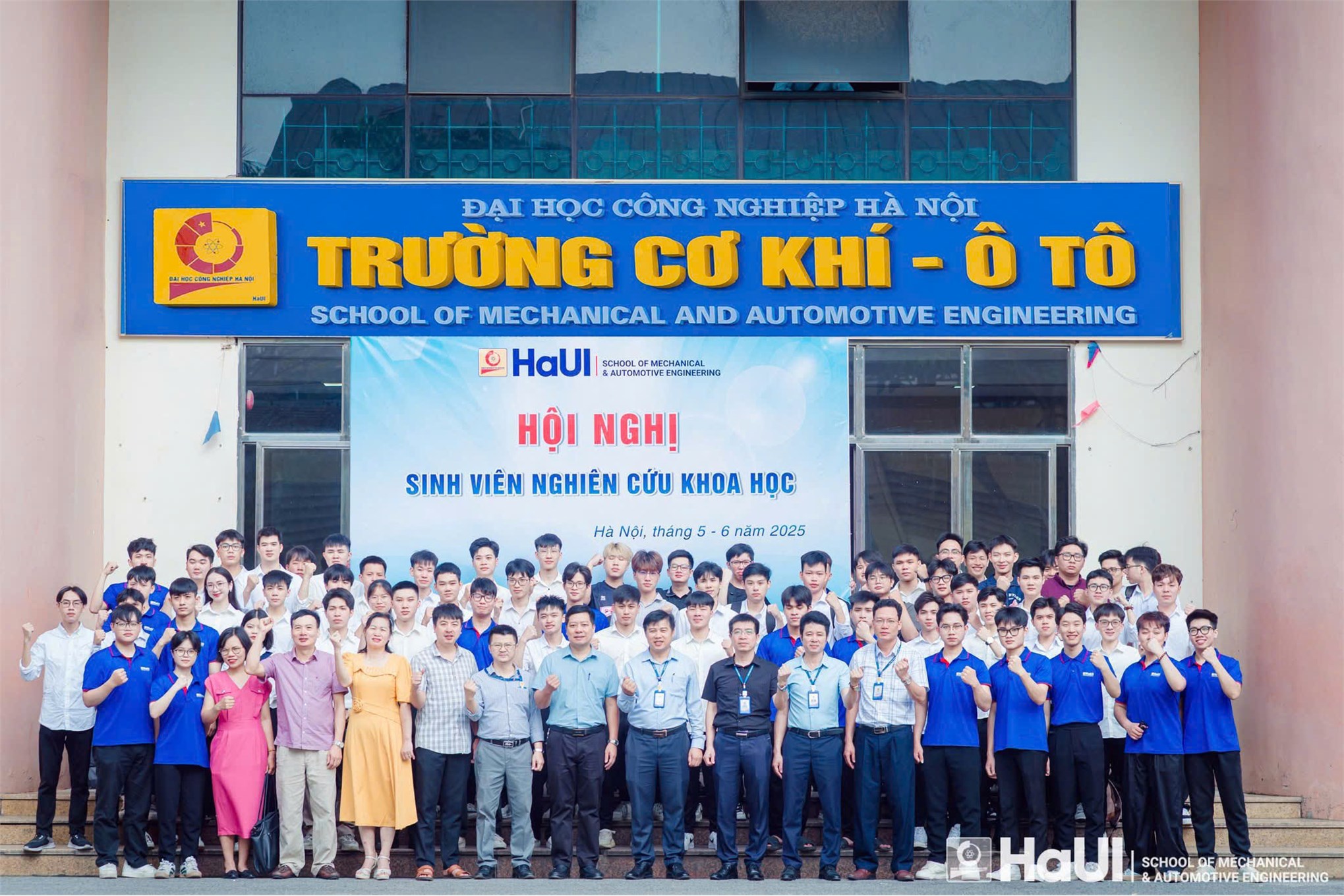 Nghiệm thu đề tài nghiên cứu khoa học sinh viên Trường Cơ khí - Ô tô: Sự sáng tạo và tiềm năng ứng dụng thực tế Hội nghị sinh viên nghiên cứu