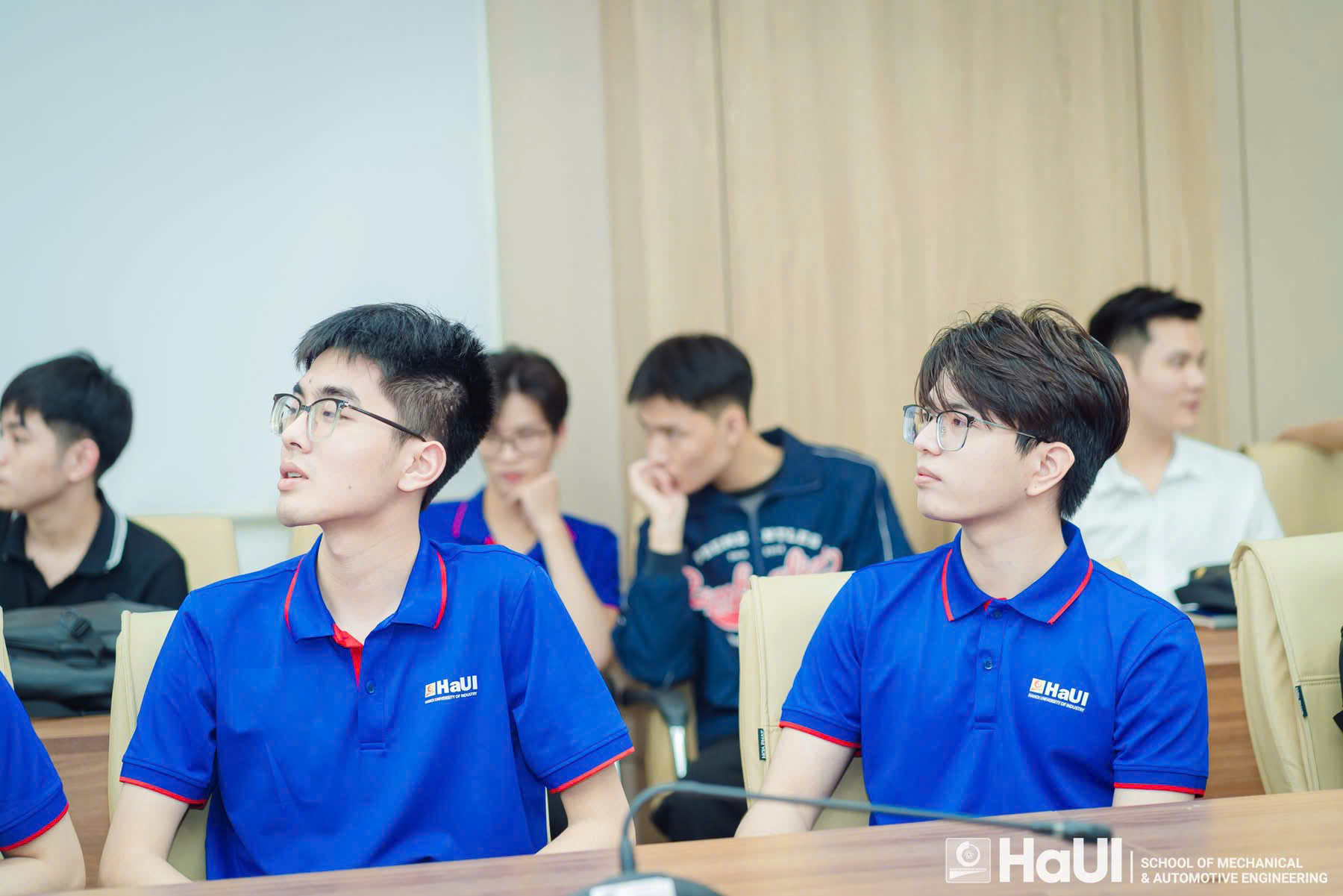 Nghiệm thu đề tài nghiên cứu khoa học sinh viên Trường Cơ khí - Ô tô: Sự sáng tạo và tiềm năng ứng dụng thực tế