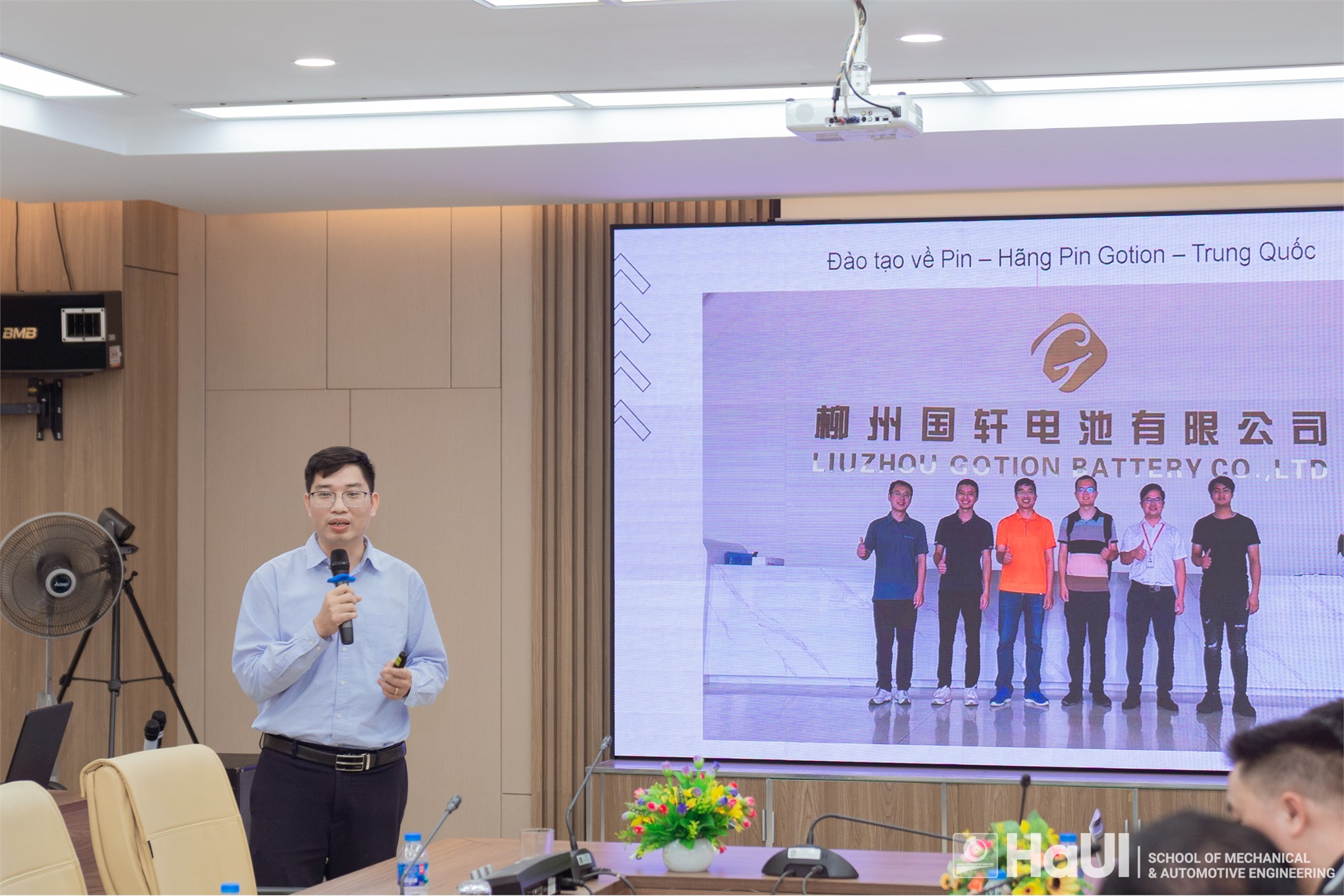 Hội thảo “Công nghệ xe điện và năng lượng xanh” tại Trường Cơ khí – Ô tô