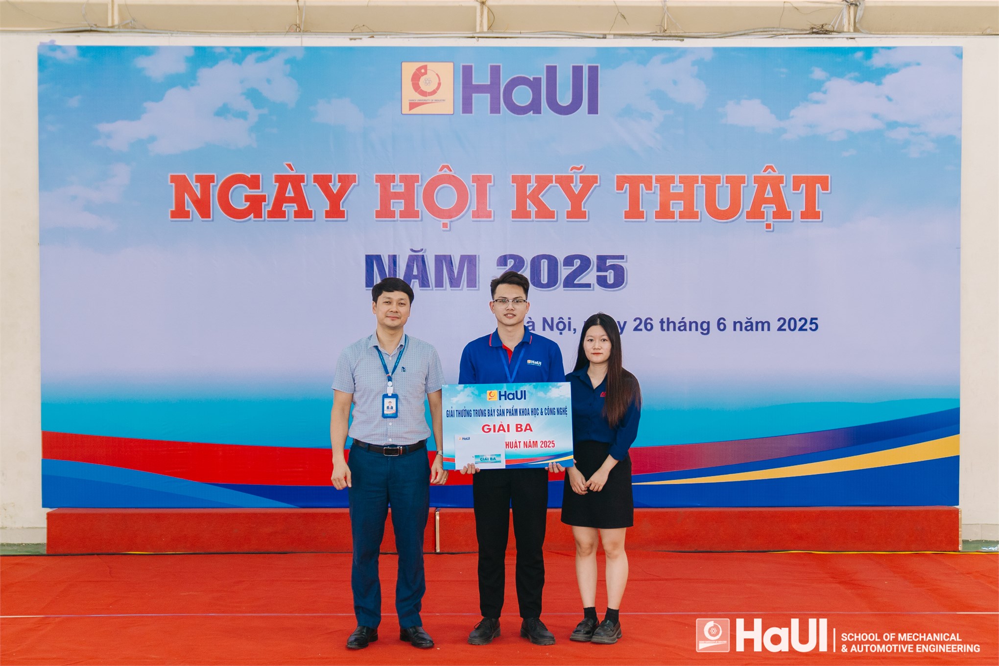 Sôi động tranh tài với chủ đề “Robot mini” và trưng bày các sản phẩm khoa học công nghệ tại Ngày hội kỹ thuật 2025