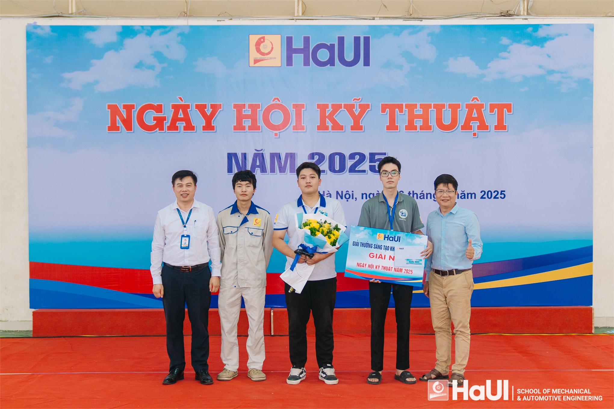 Sôi động tranh tài với chủ đề “Robot mini” và trưng bày các sản phẩm khoa học công nghệ tại Ngày hội kỹ thuật 2025