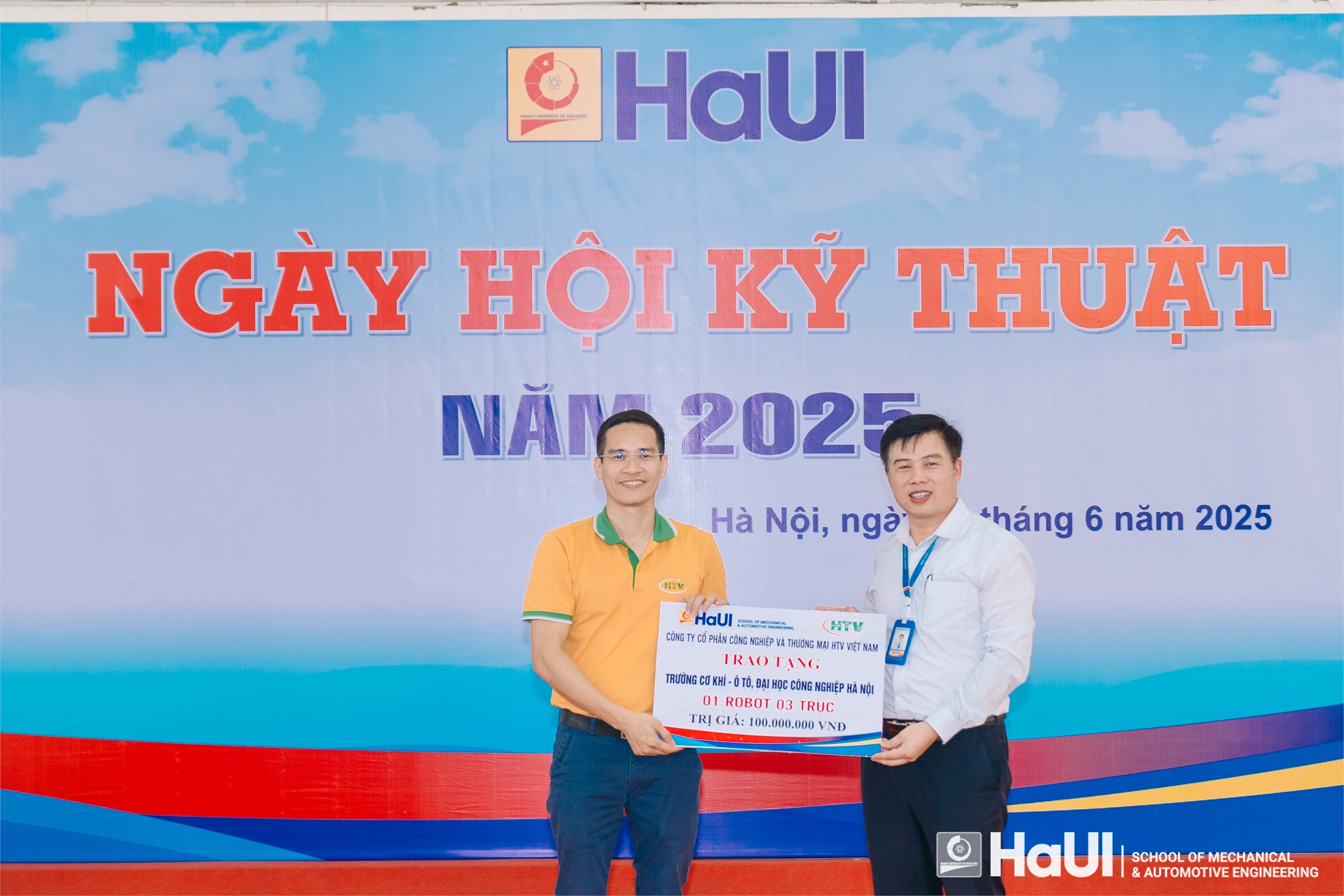 Sôi động tranh tài với chủ đề “Robot mini” và trưng bày các sản phẩm khoa học công nghệ tại Ngày hội kỹ thuật 2025