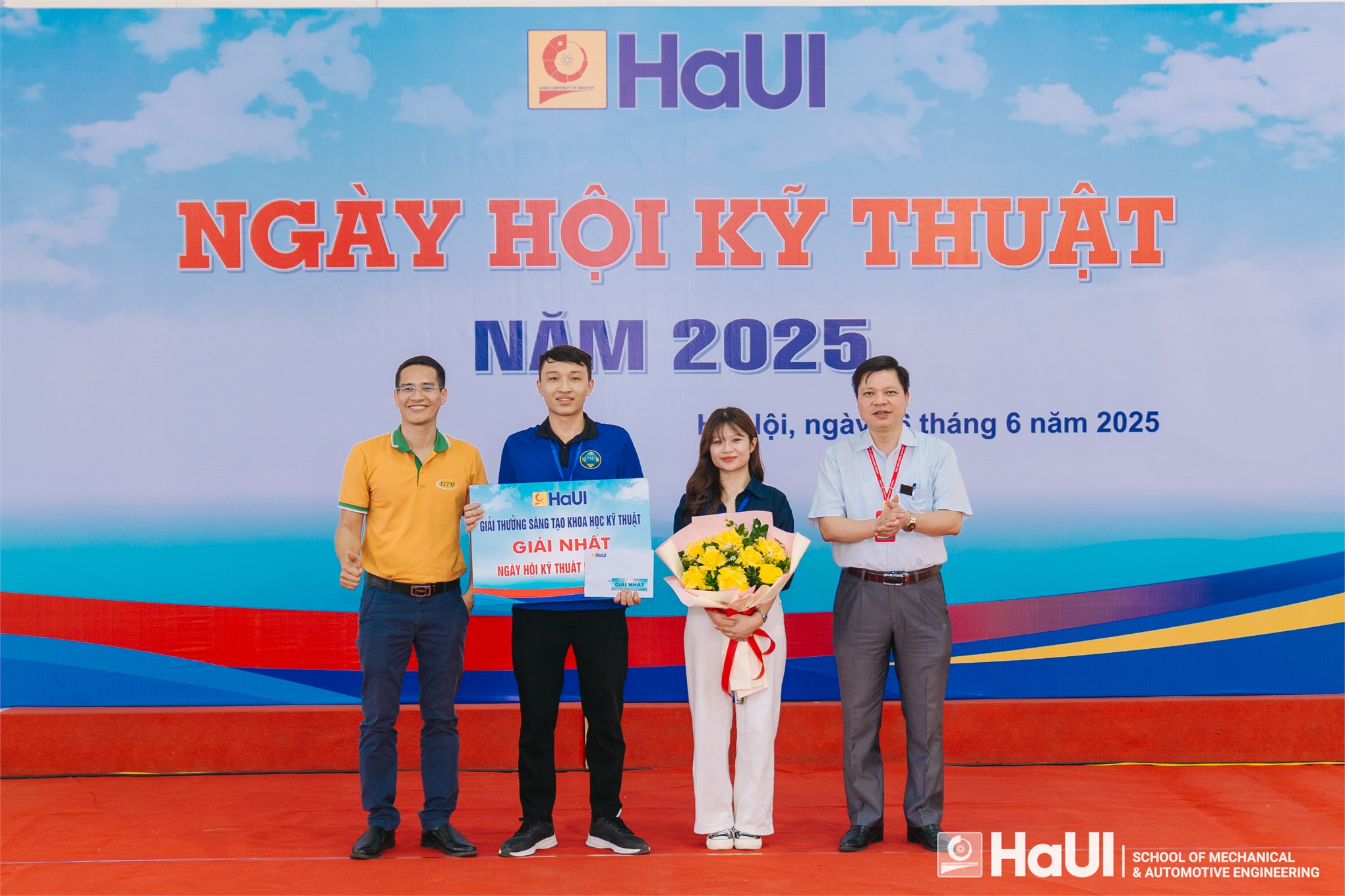 Sôi động tranh tài với chủ đề “Robot mini” và trưng bày các sản phẩm khoa học công nghệ tại Ngày hội kỹ thuật 2025